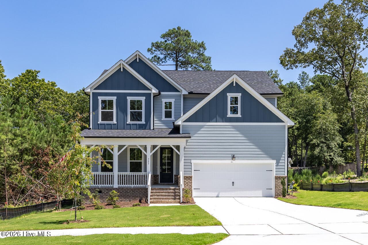559 Whinfield Place, Aberdeen, NC 28315