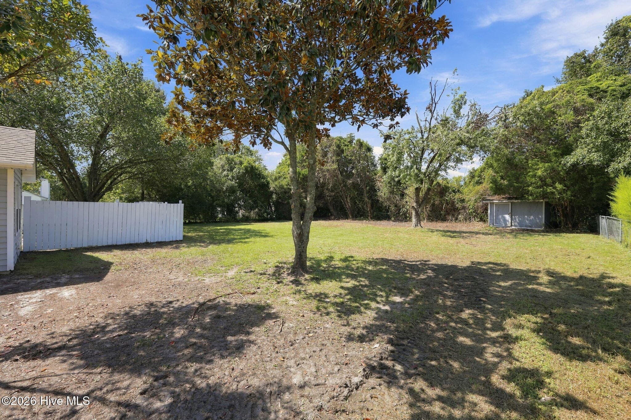 Single Family Residence at 4511 Rivershore Drive, New Bern, NC 28560, photo 18 of 52