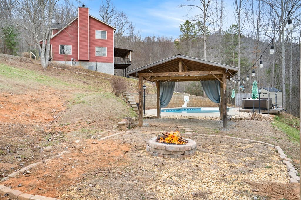 Single Family Residence at 202 Bell Orchard Drive, Hayesville, NC 28904, photo 39 of 43