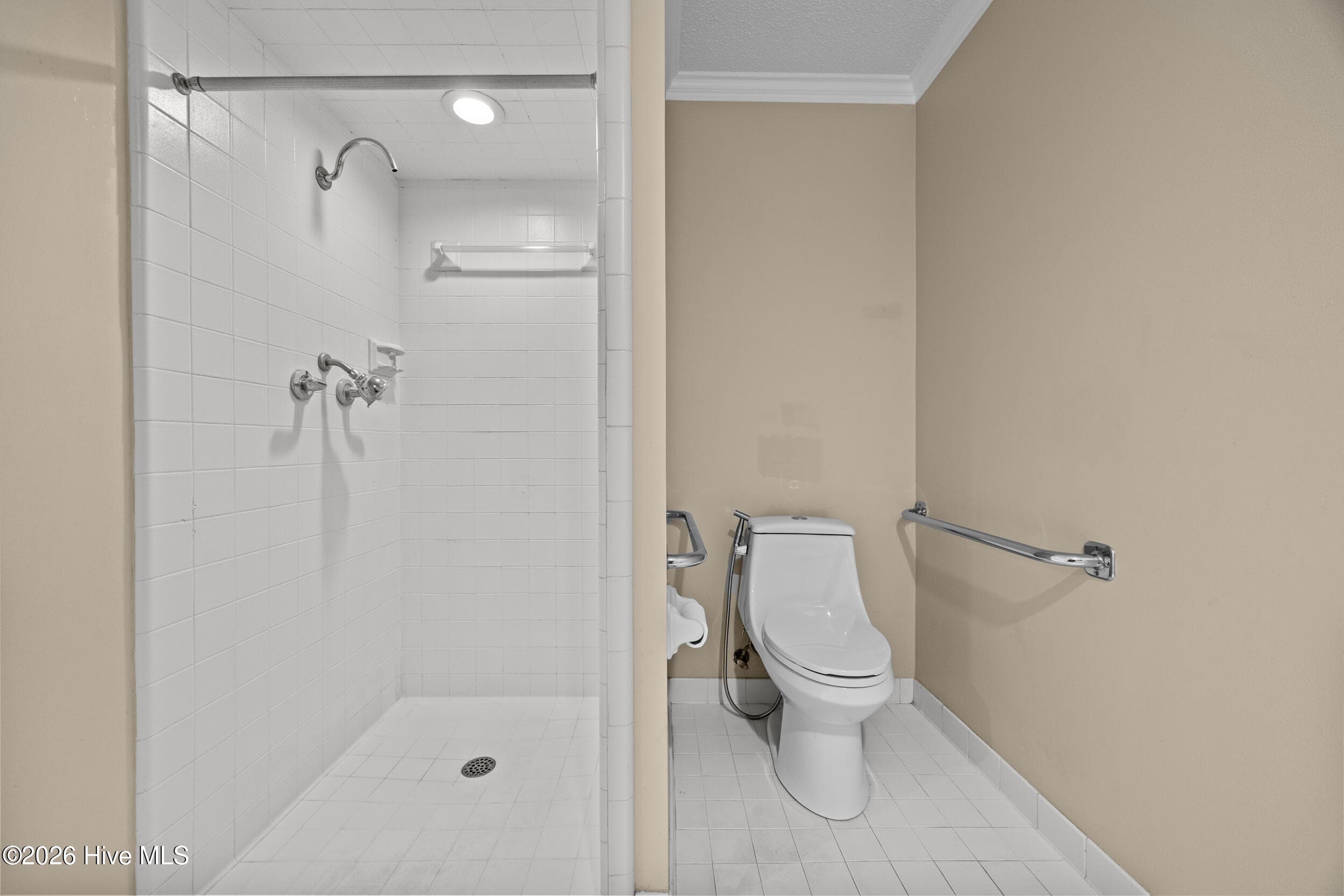 master bath shower - 616 E Murphy Street, Wallace, NC 28466