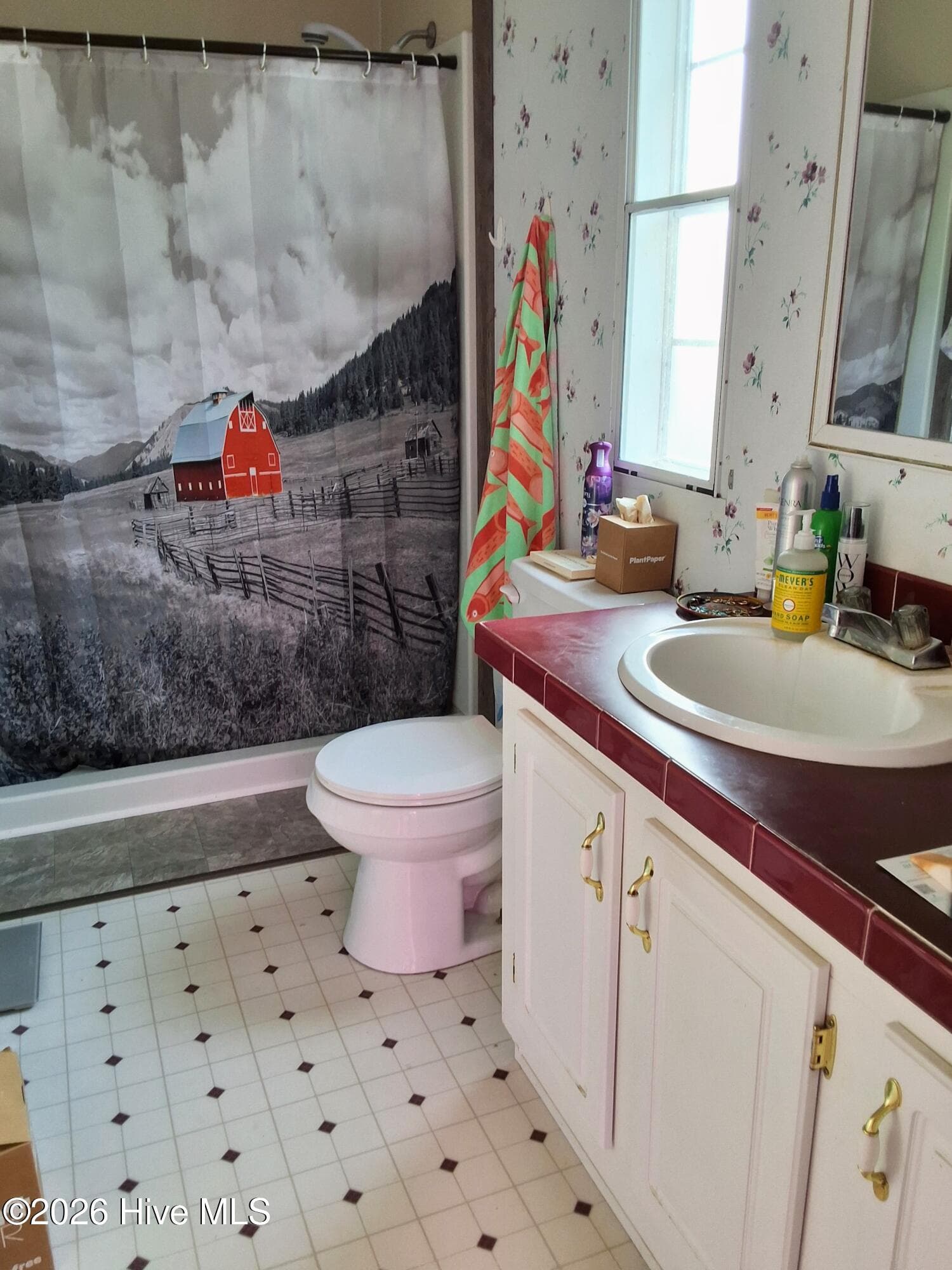 1836 Pine Level Church Road, Nakina, NC 28455