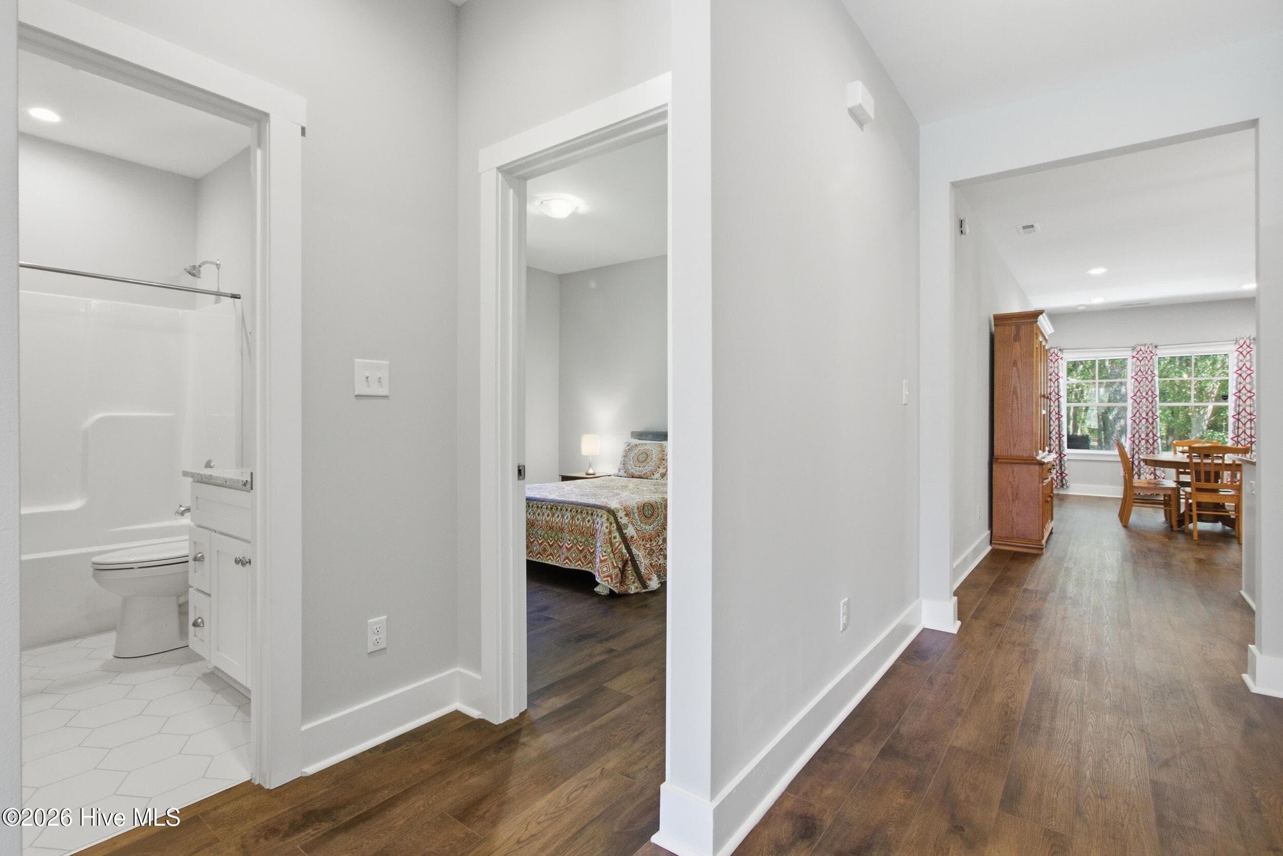 Second Bathroom - 1207 Barkentine Drive, New Bern, NC 28560