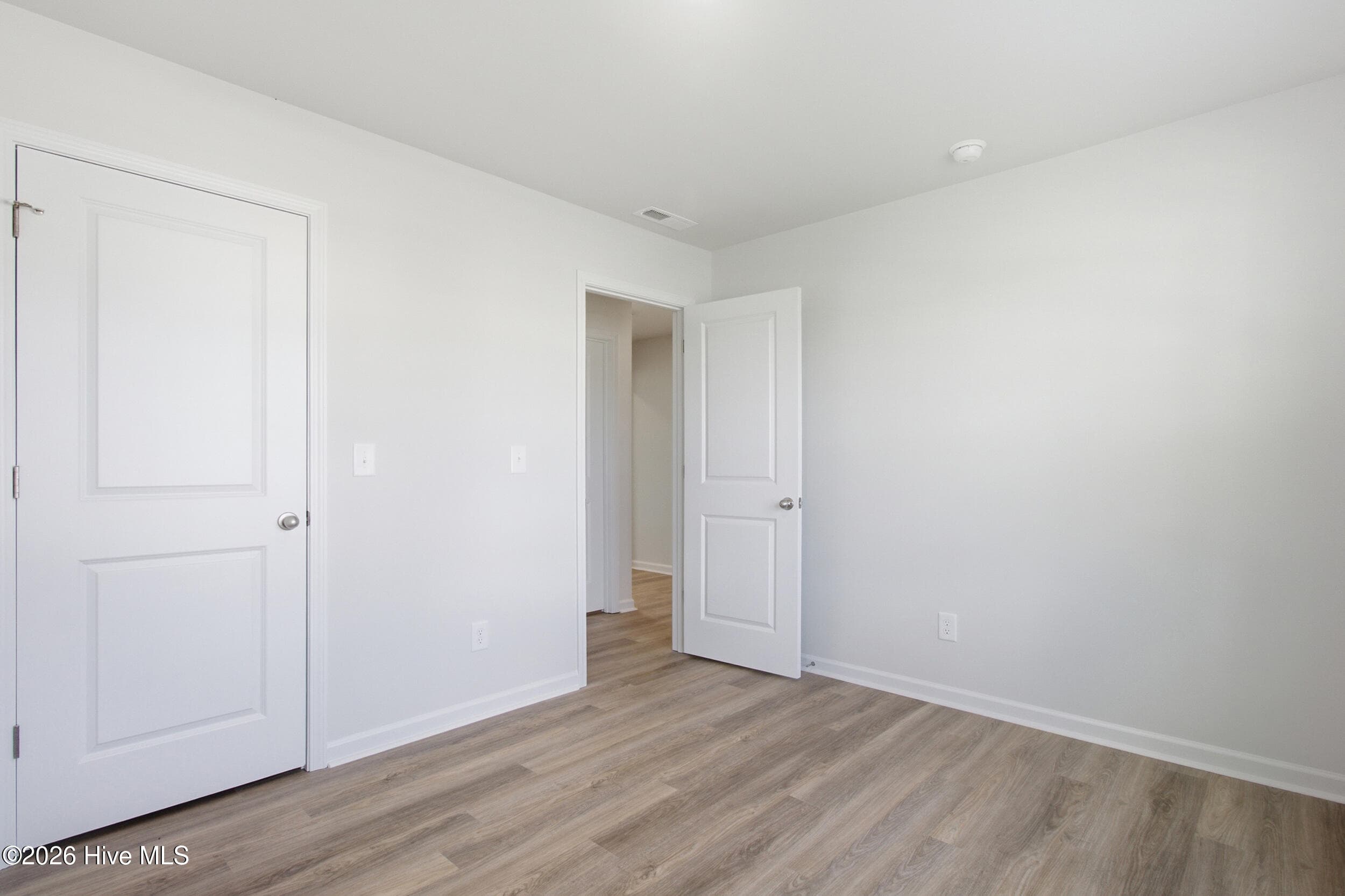 Single Family Residence at 171 N Squires Lane, Richlands, NC 28574, photo 7 of 43