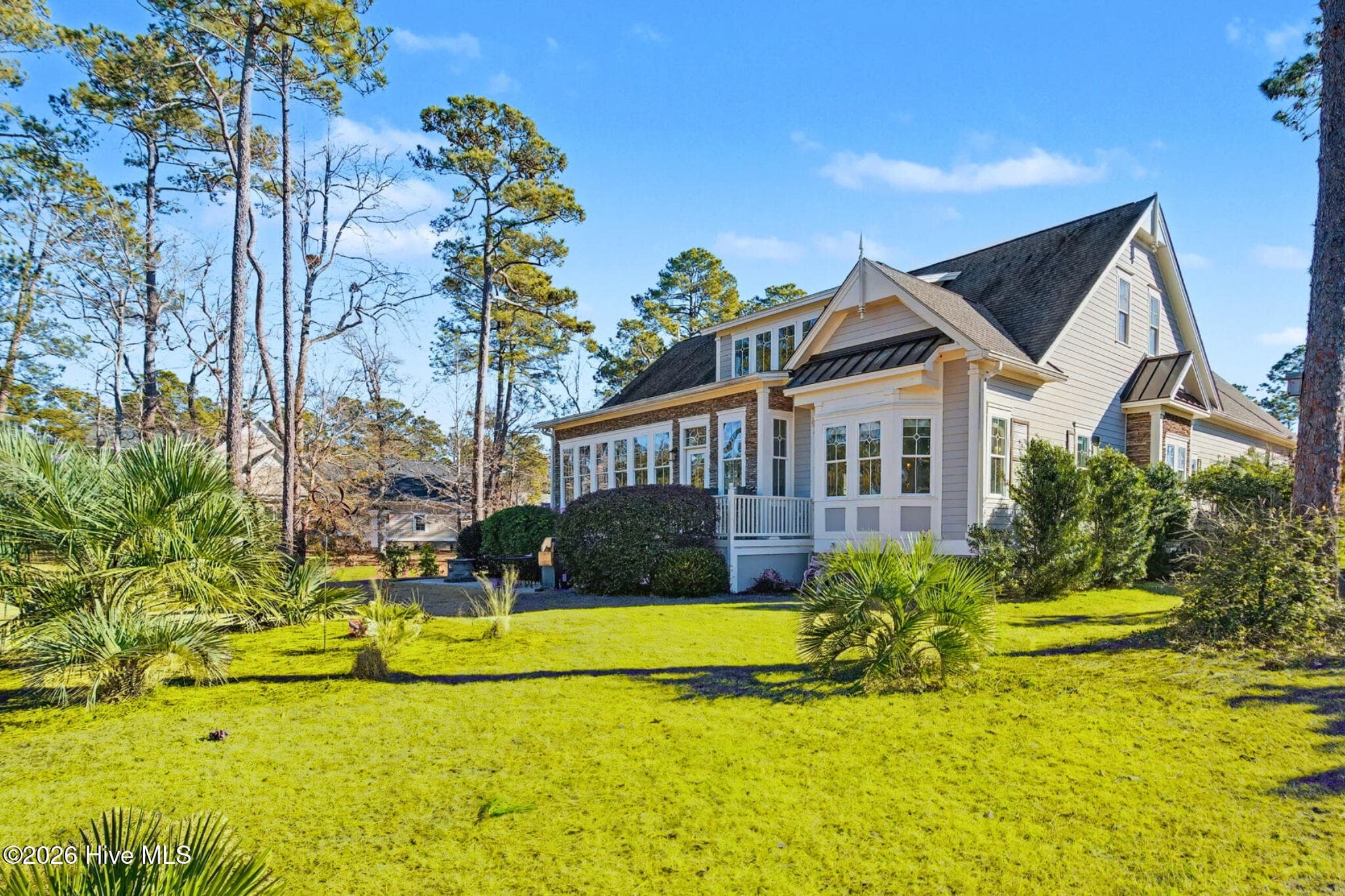 Single Family Residence at 547 Morely Circle SW, Ocean Isle Beach, NC 28469, photo 4 of 59