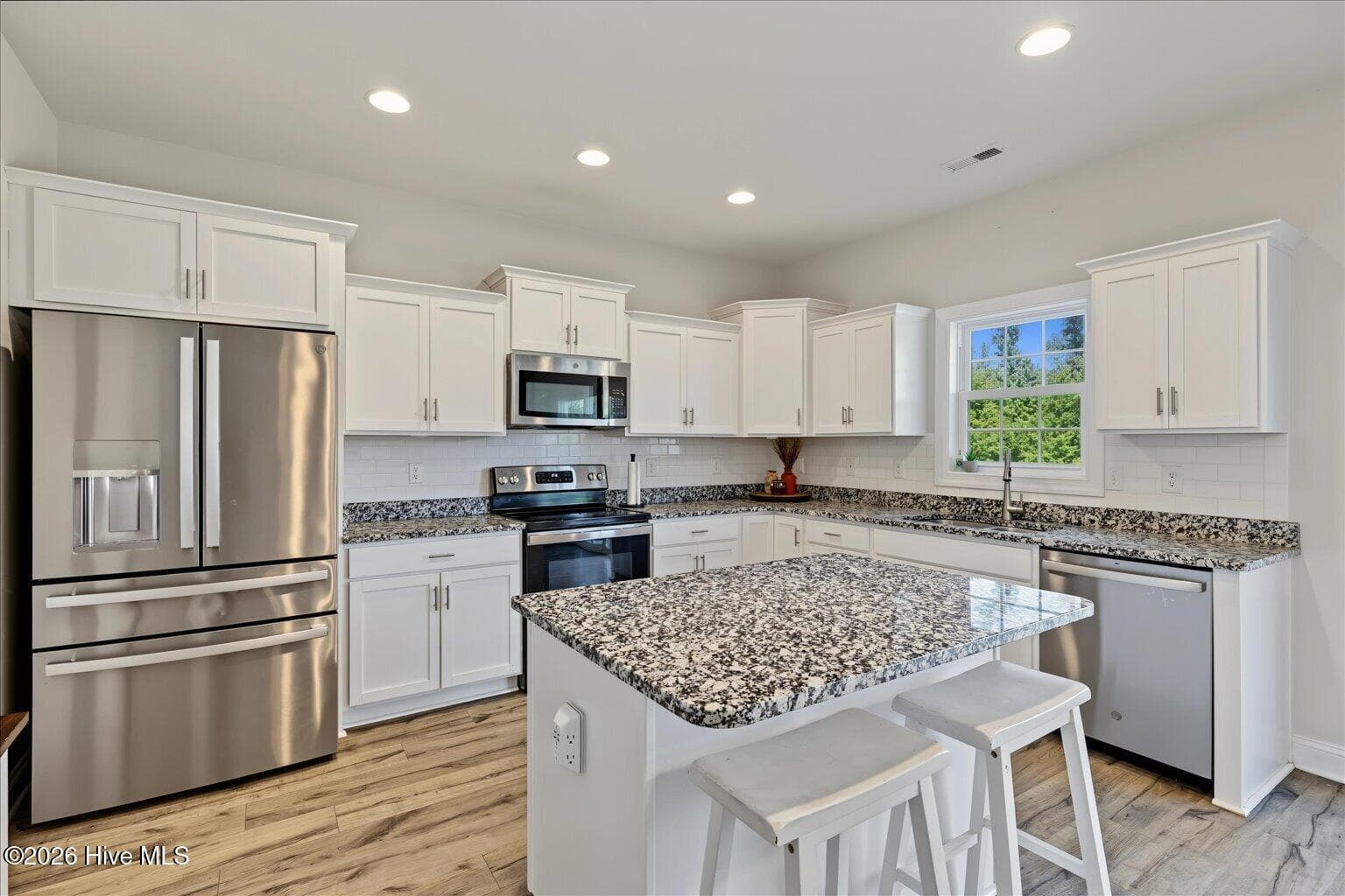 Single Family Residence at 12 N Ardsley Lane, Rocky Point, NC 28457, photo 26 of 55