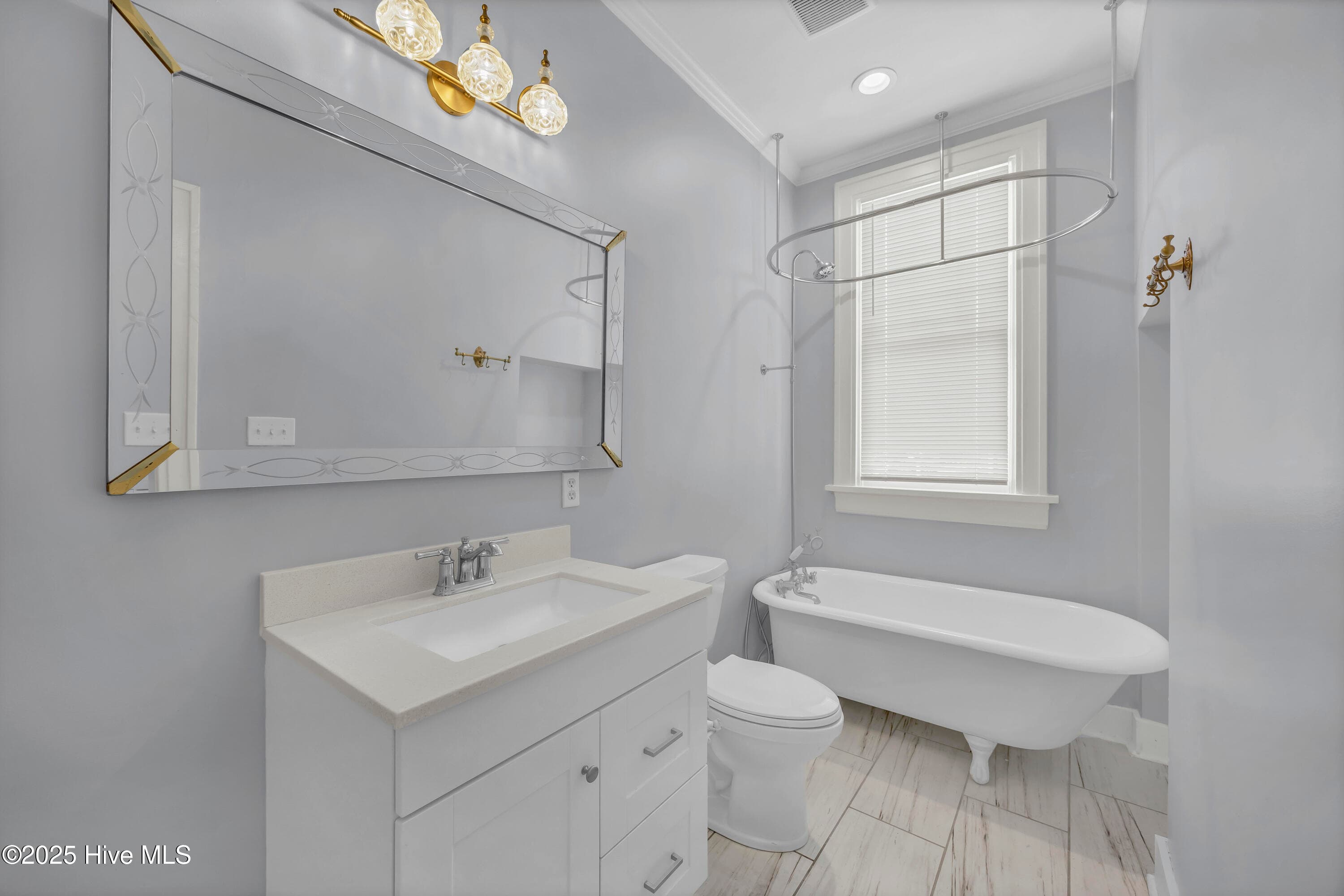 Duplex at 8 S 7th Street, Wilmington, NC 28401, photo 23 of 46