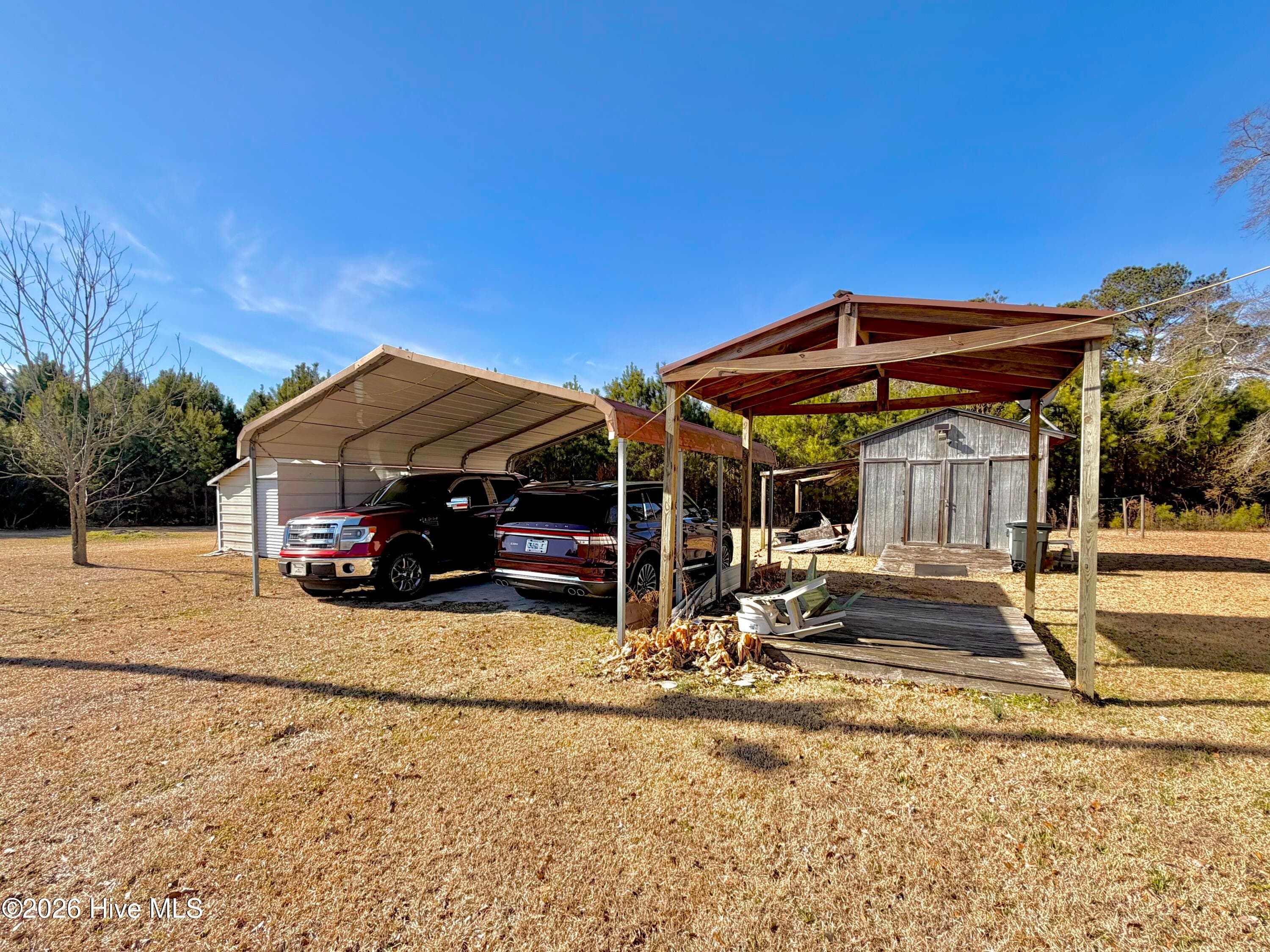 Out buildings - 5978 Hwy 258 S, Deep Run, NC 28525