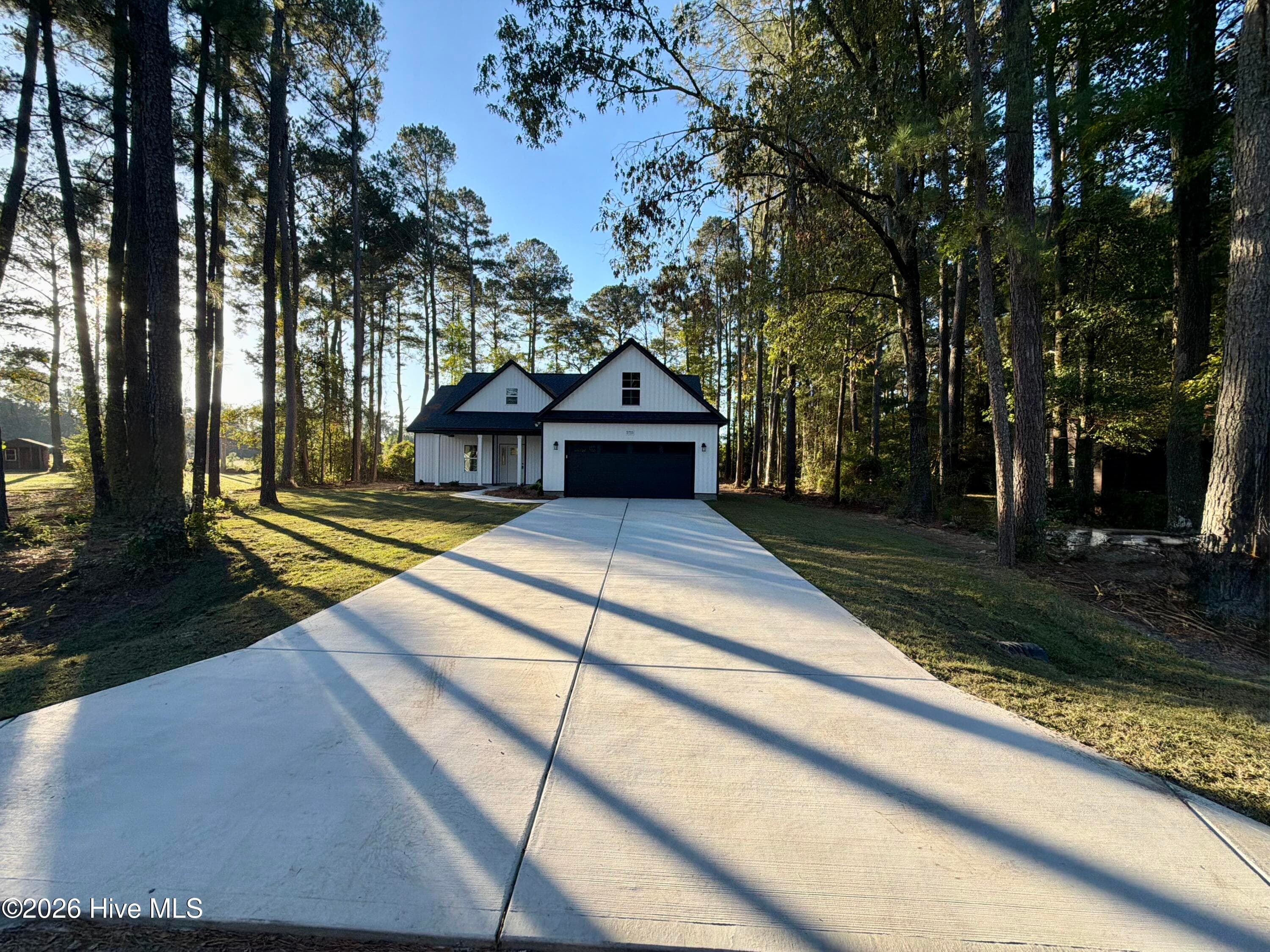 Single Family Residence at 5715 Edith Road, Ayden, NC 28513, photo 5 of 26