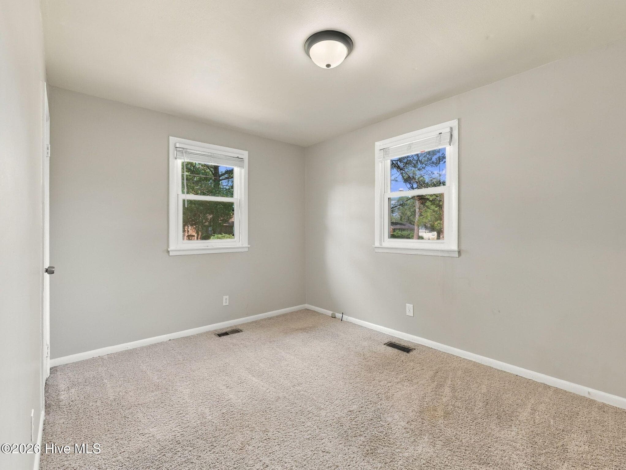 Single Family Residence at 125 Kitt Drive, Jacksonville, NC 28540, Jacksonville, photo 32 of 39