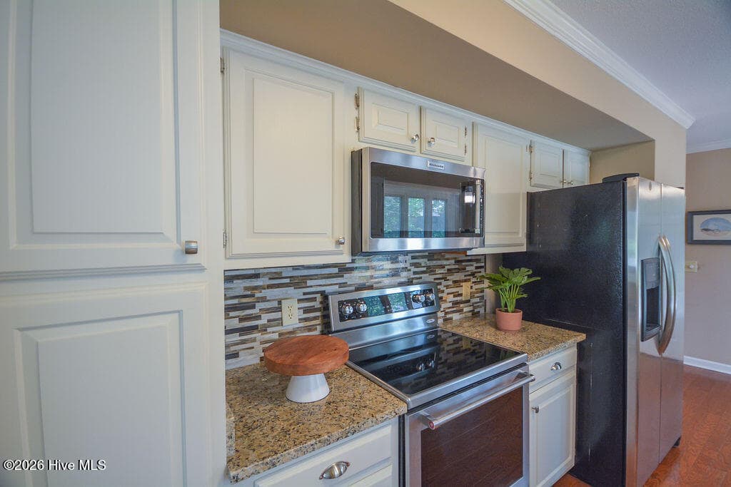 Townhouse at 285 Sugar Gum Lane Unit 20, Pinehurst, NC 28374, photo 20 of 75