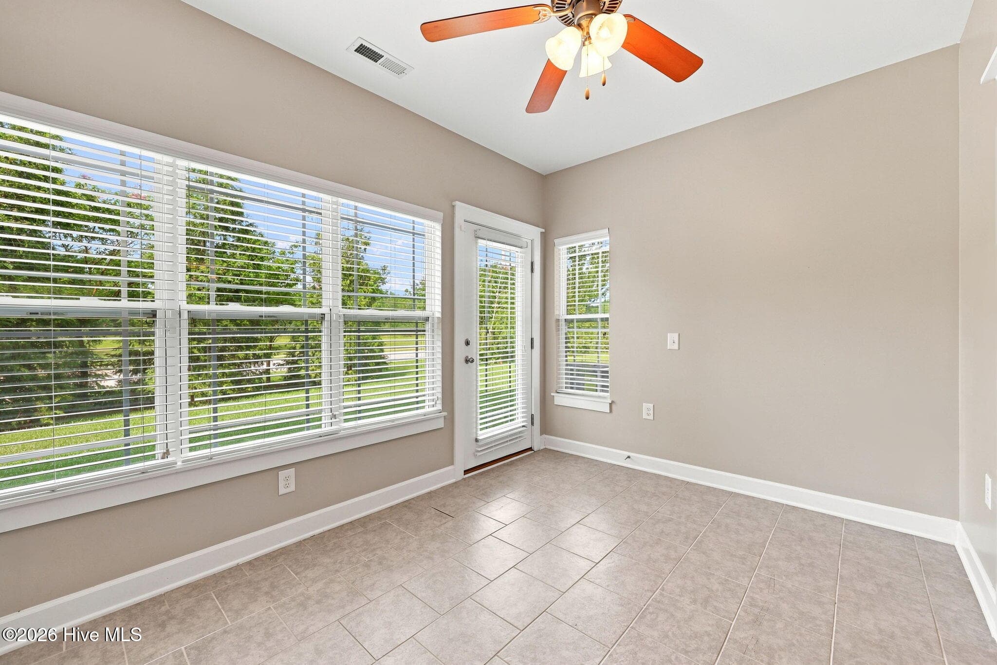 Condominium at 4428 Bluebill Drive 3, Greenville, NC 27858, photo 16 of 45