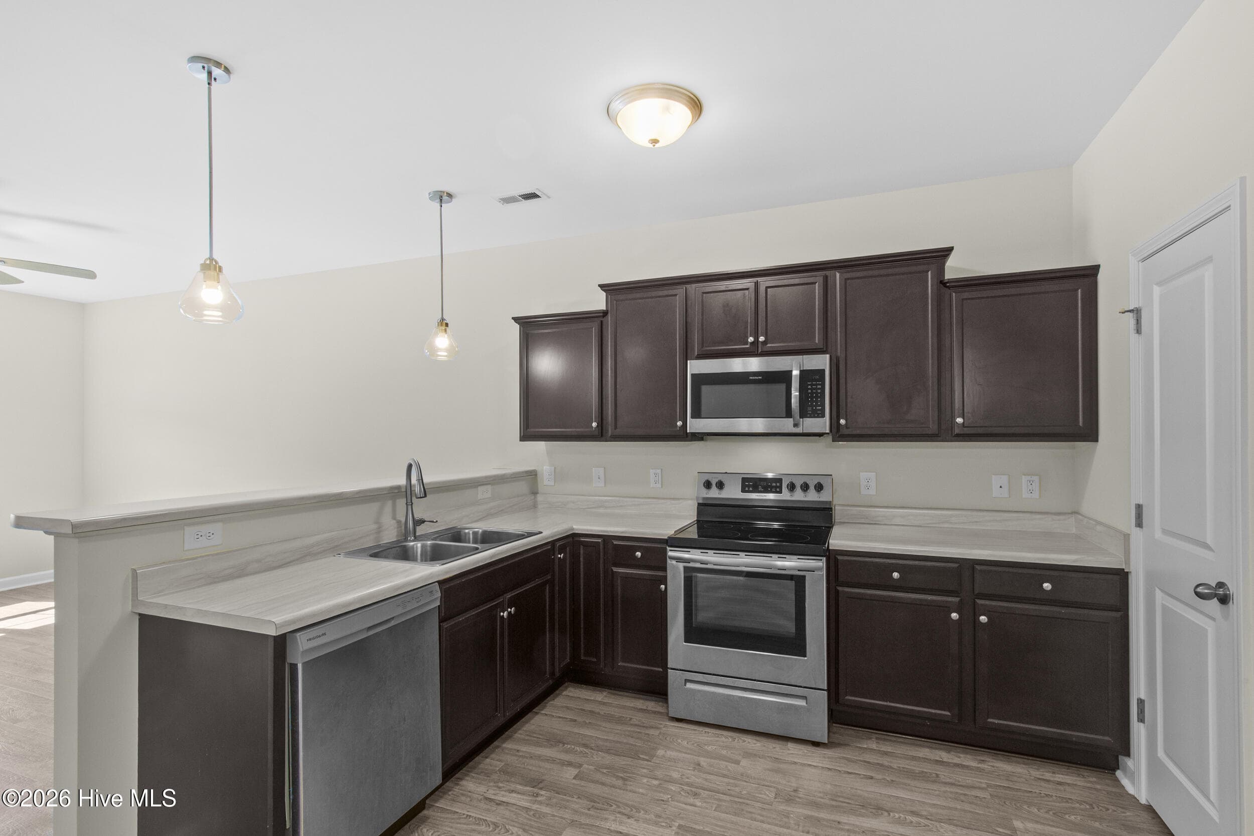 Townhouse at 109 Jaydn Drive E, Jacksonville, NC 28546, Jacksonville, photo 15 of 38