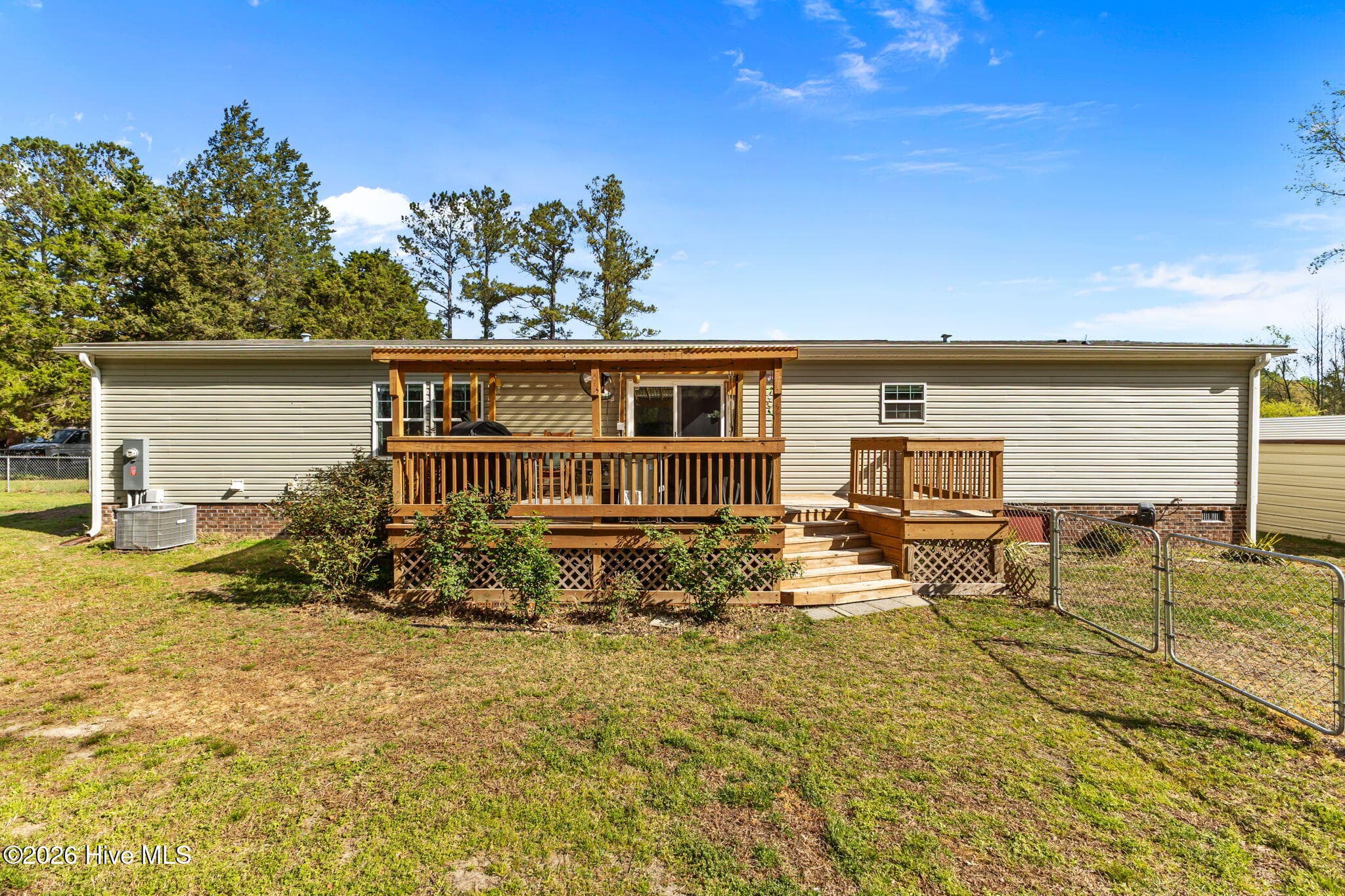 Manufactured Home at 7150 Faircloth Bridge Road, Stedman, NC 28391, Stedman, photo 30 of 44