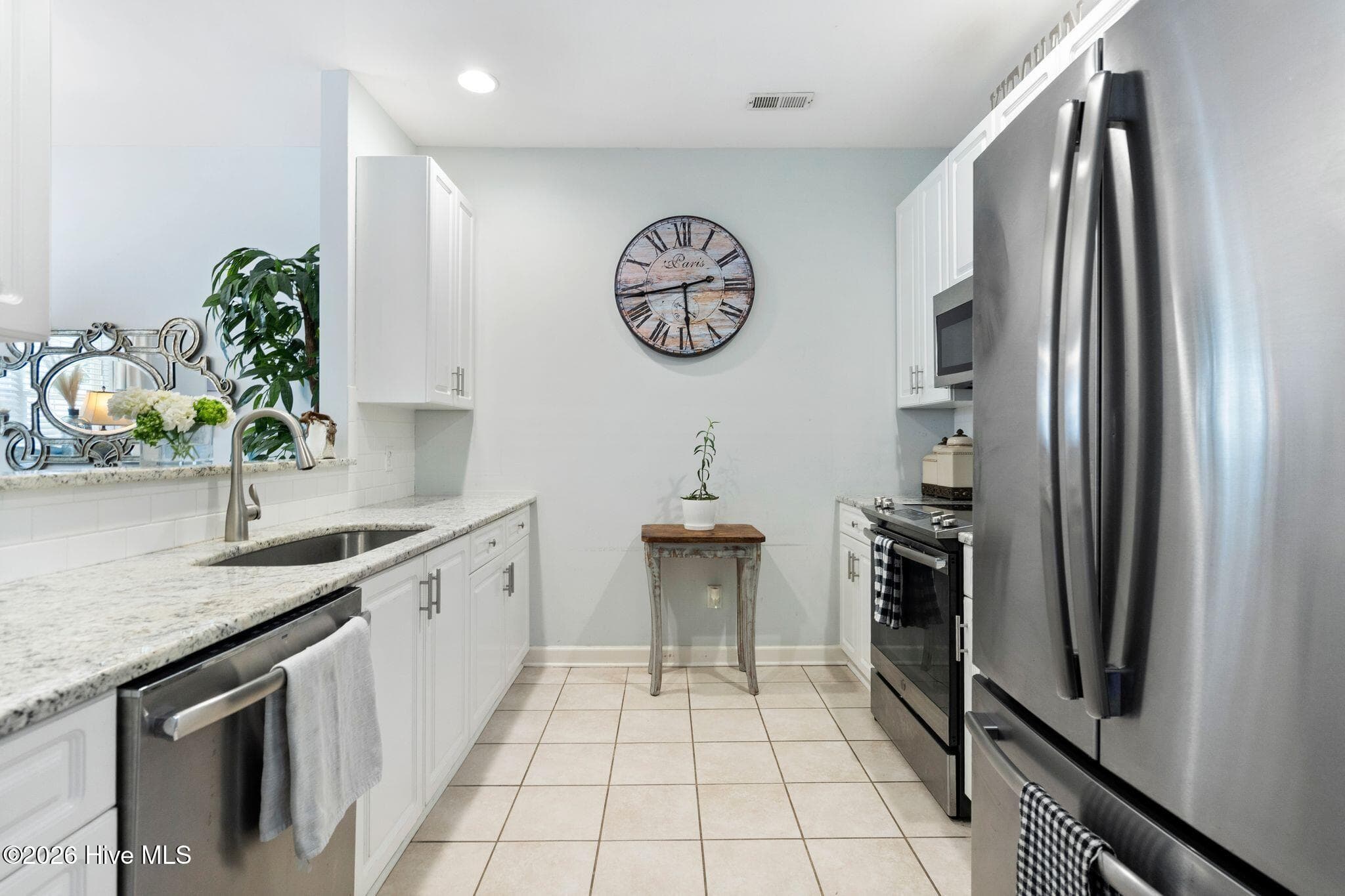Townhouse at 5813 Wrightsville Avenue Apt 147, Wilmington, NC 28403, photo 14 of 49