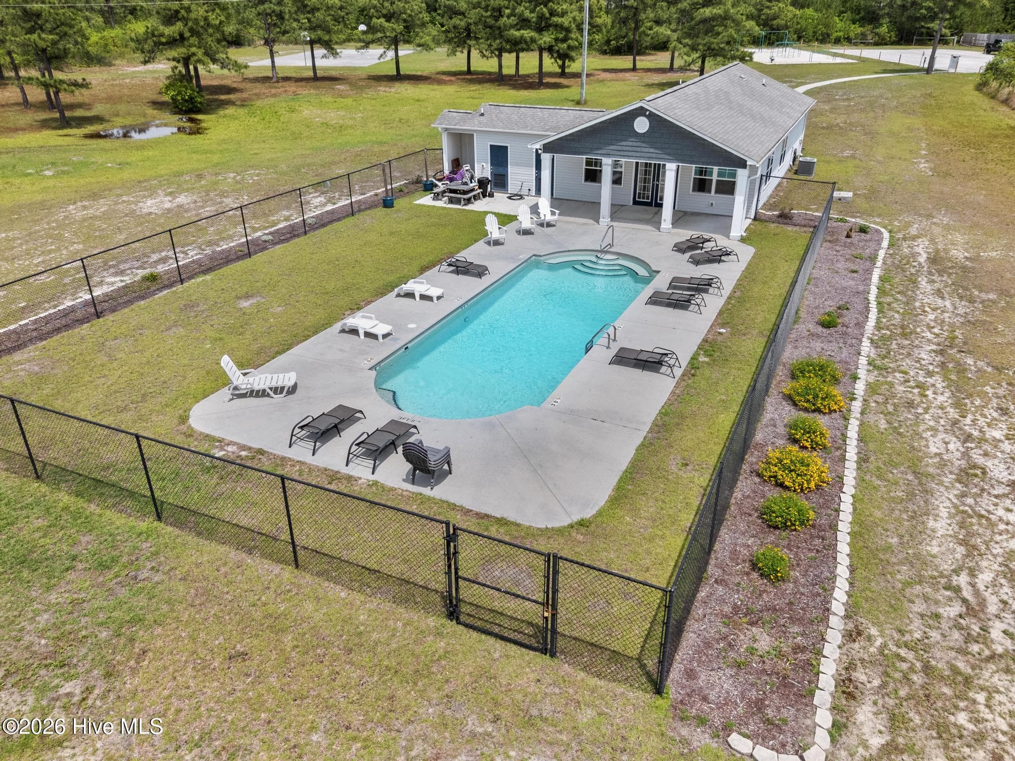 Neighborhood Pool - 440 Elgin Road, Hubert, NC 28539