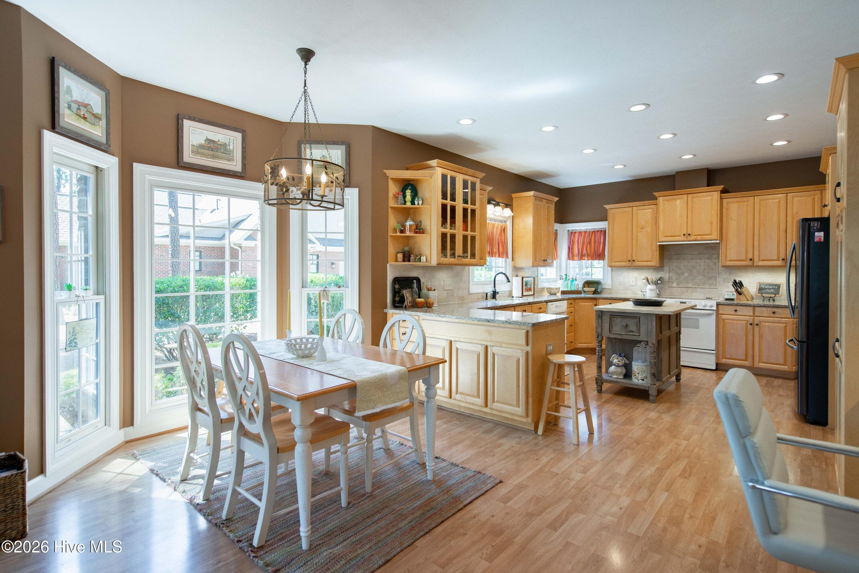 Single Family Residence at 29 Abbottsford Drive, Pinehurst, NC 28374, photo 21 of 74