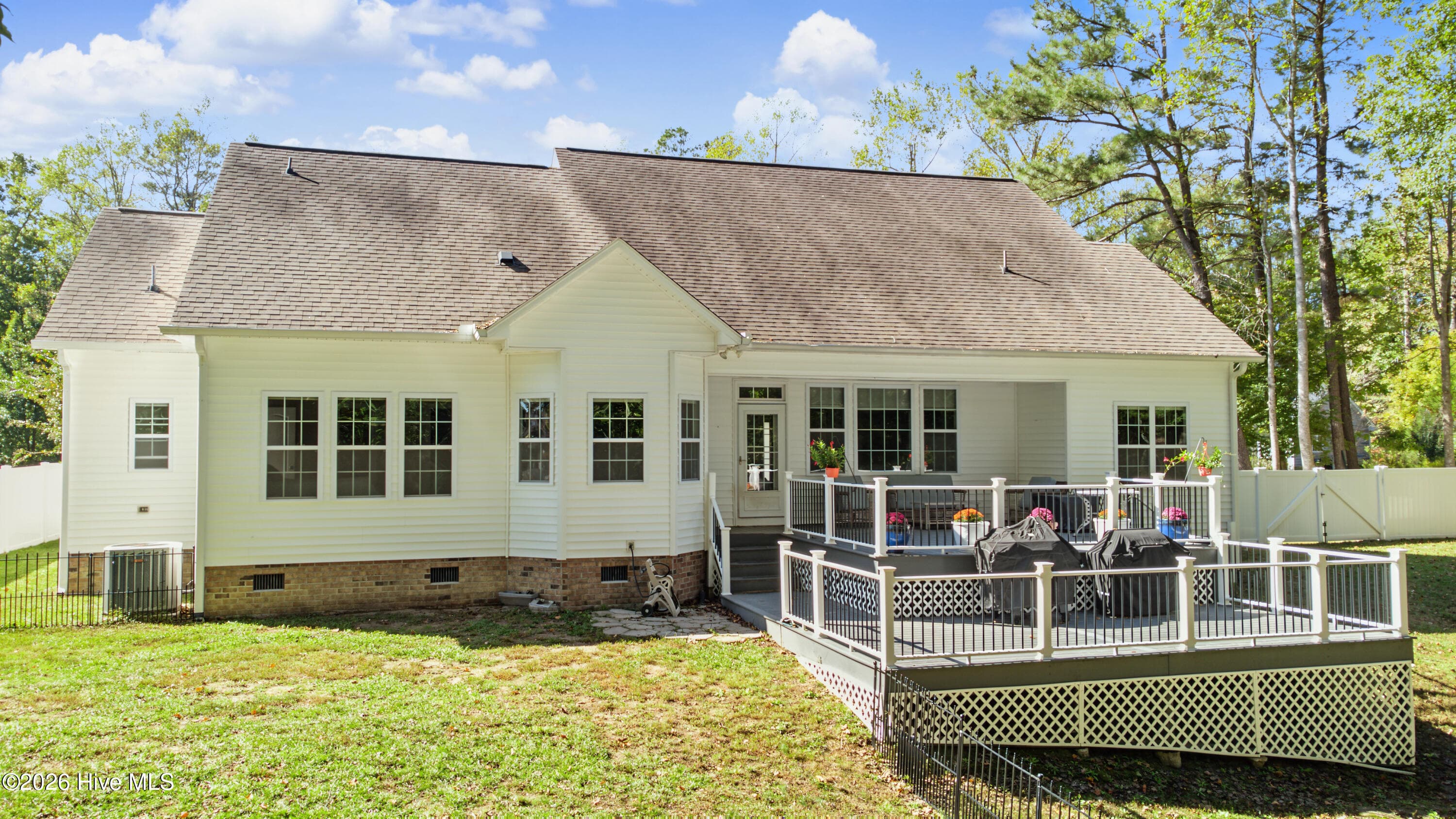 Single Family Residence at 135 Castle Court, Washington, NC 27889, photo 36 of 41