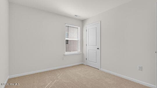 Single Family Residence at 511 Chestnut Oak Drive, Sanford, NC 27332, photo 24 of 38