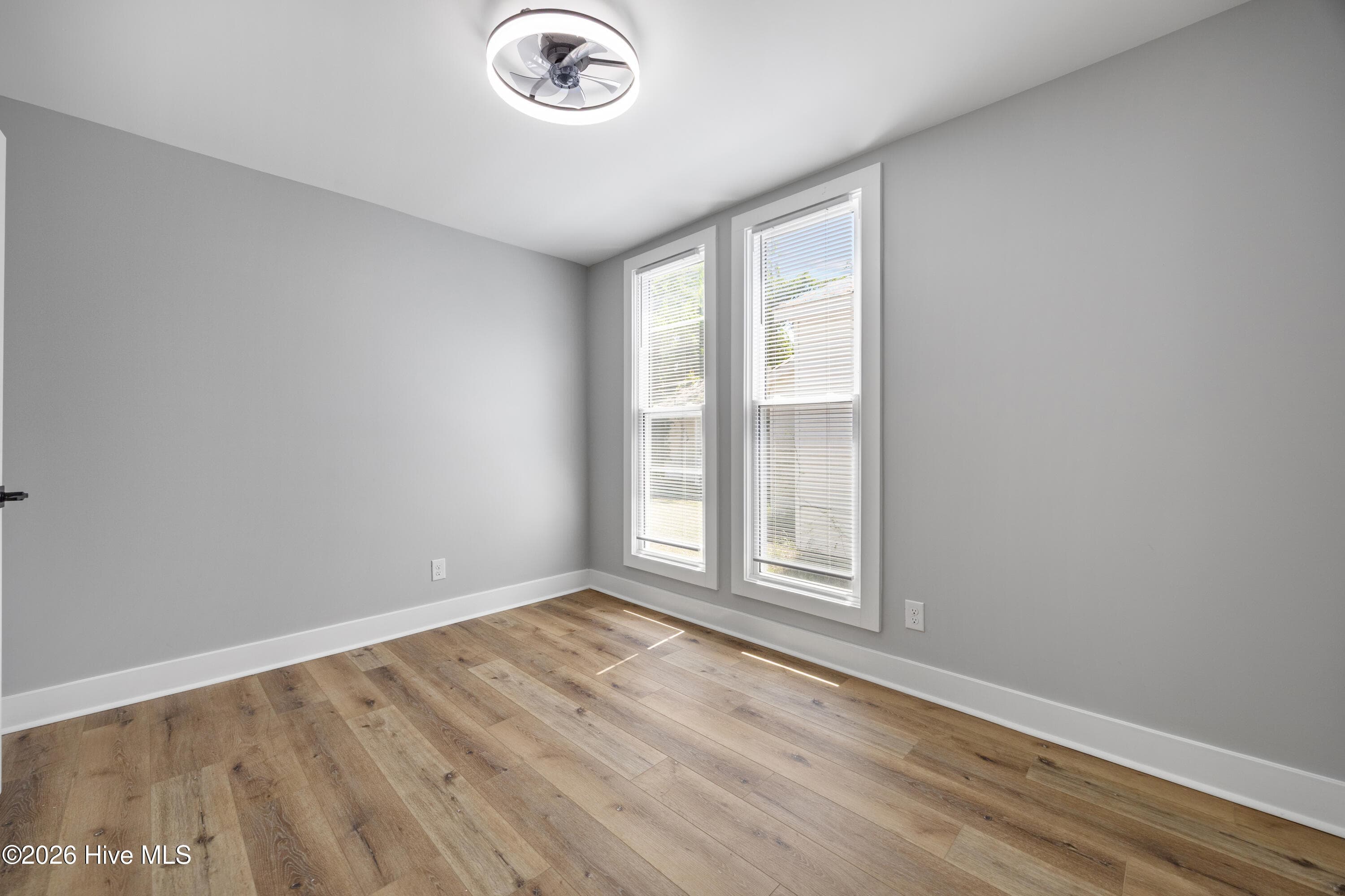 Single Family Residence at 723 N Market Street, Washington, NC 27889, photo 3 of 4