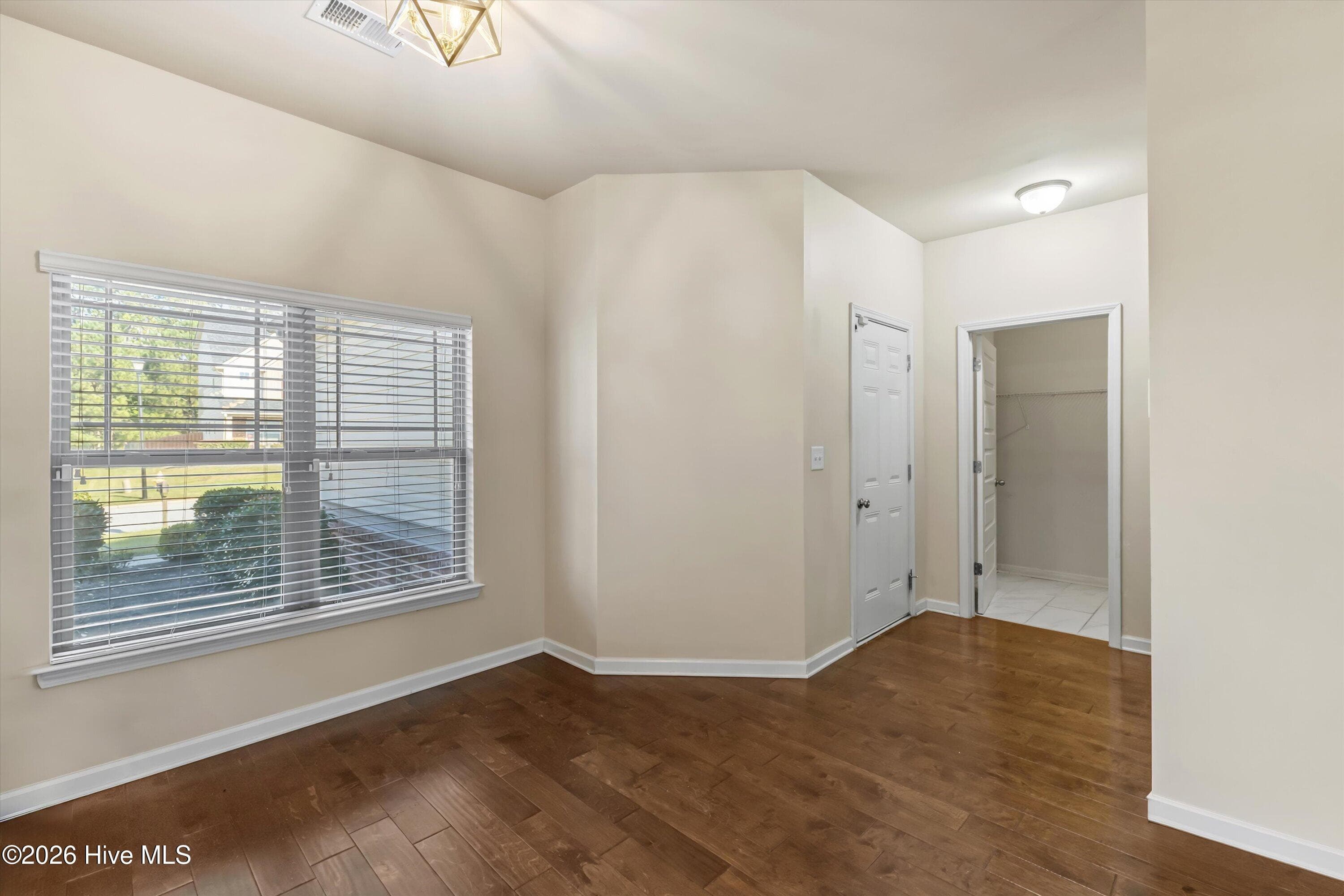 Single Family Residence at 5315 Bull Street, Augusta, GA 30909, photo 9 of 37