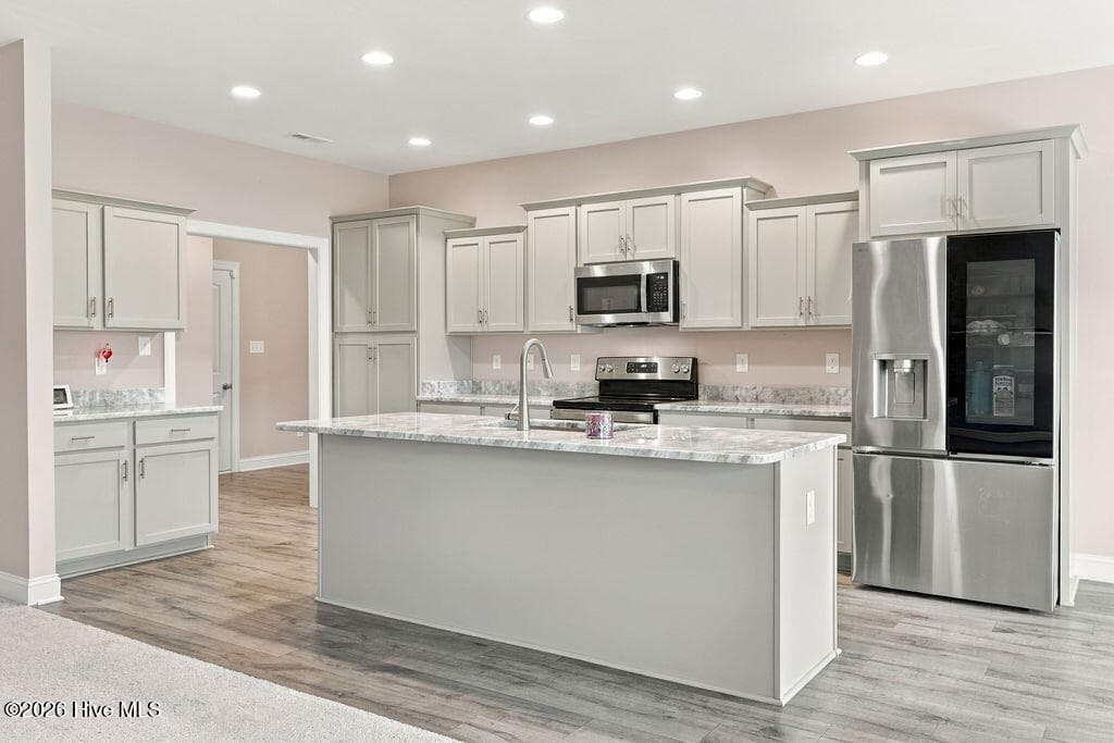 Now with white walls - 2019 Tarpon Trail, New Bern, NC 28562