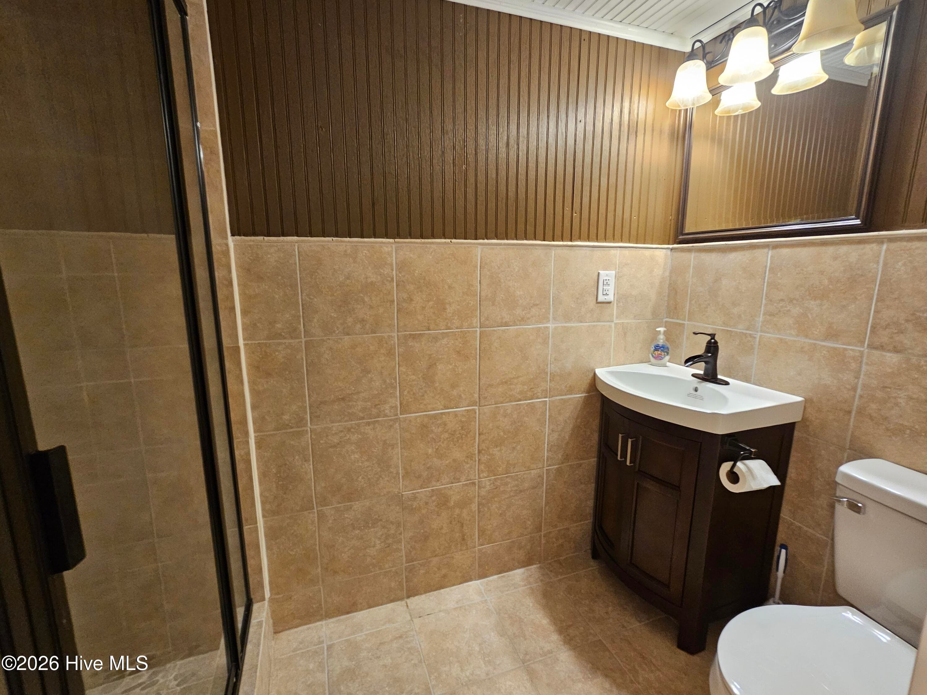 207 Stewart Avenue, Clinton, NC 28328