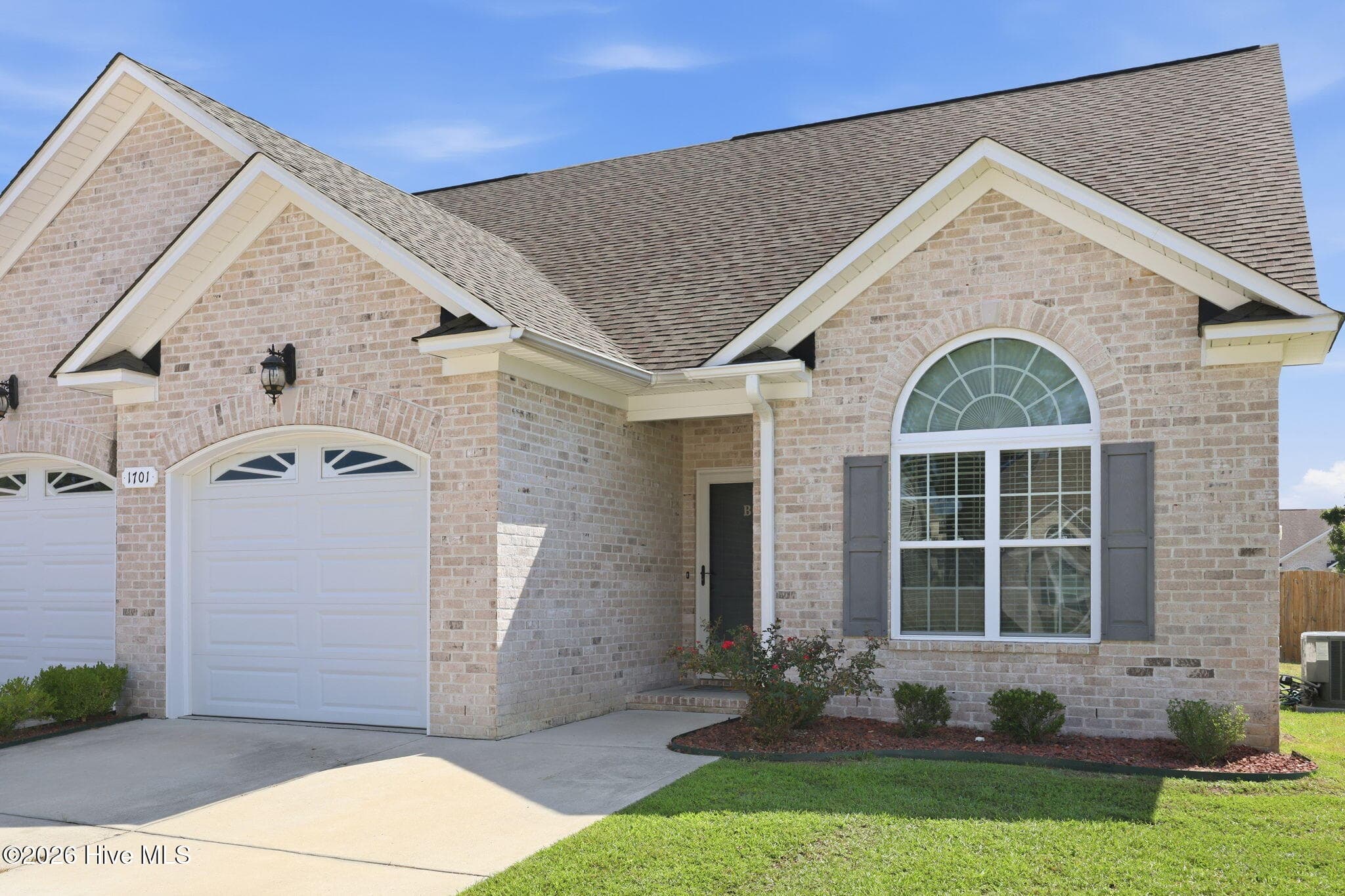 Townhouse at 1701 Cambria Drive B, Greenville, NC 27834, photo 3 of 37