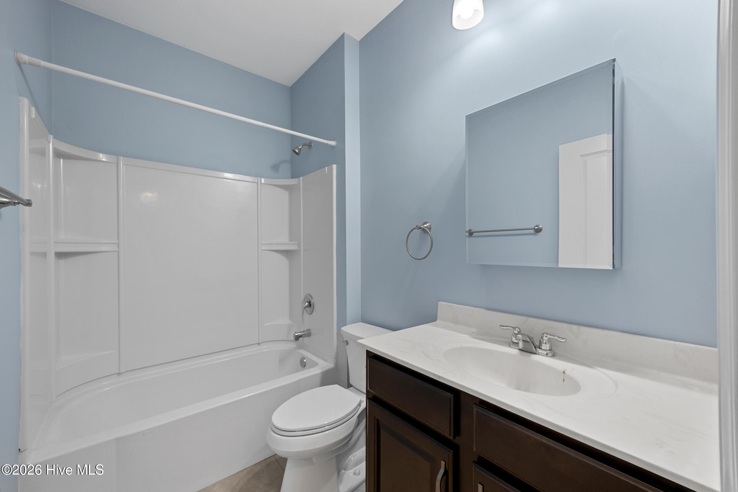 Full bathroom - 507 Steele Loop, Wilmington, NC 28411