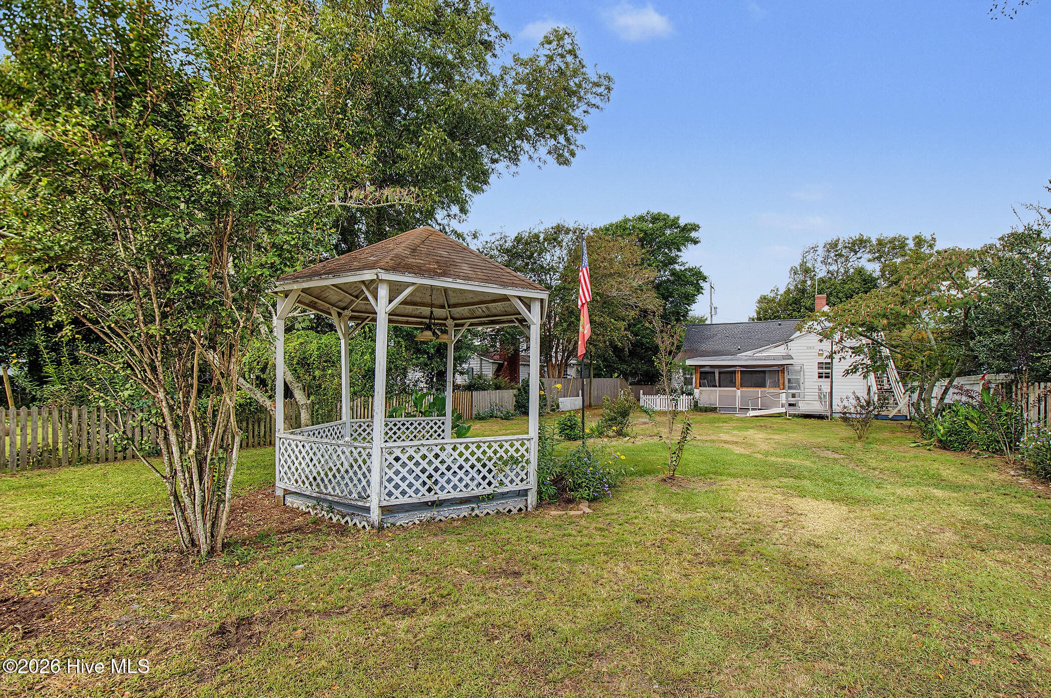 Single Family Residence at 212 Orange Street, Beaufort, NC 28516, photo 25 of 37