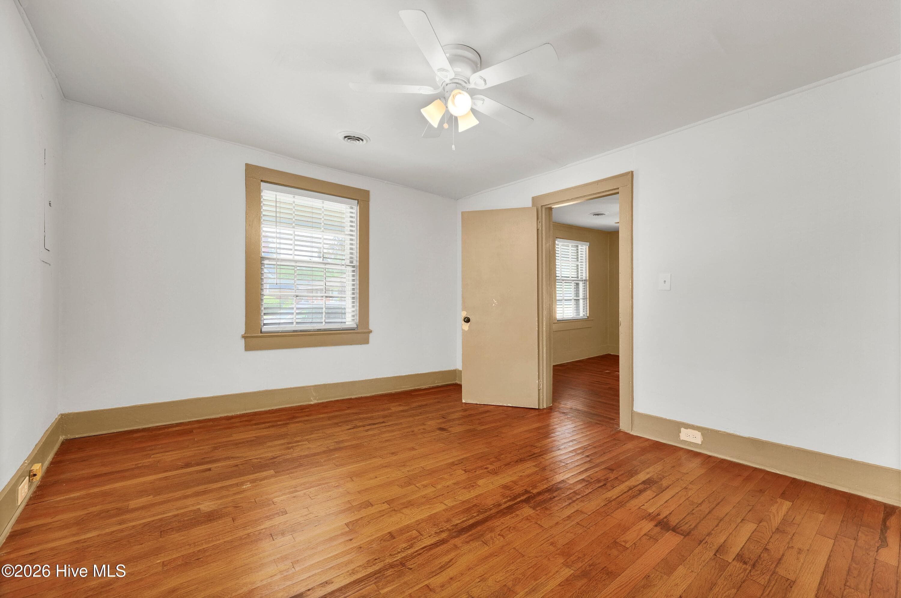 Single Family Residence at 1314 Queen Street, Wilmington, NC 28401, photo 17 of 29