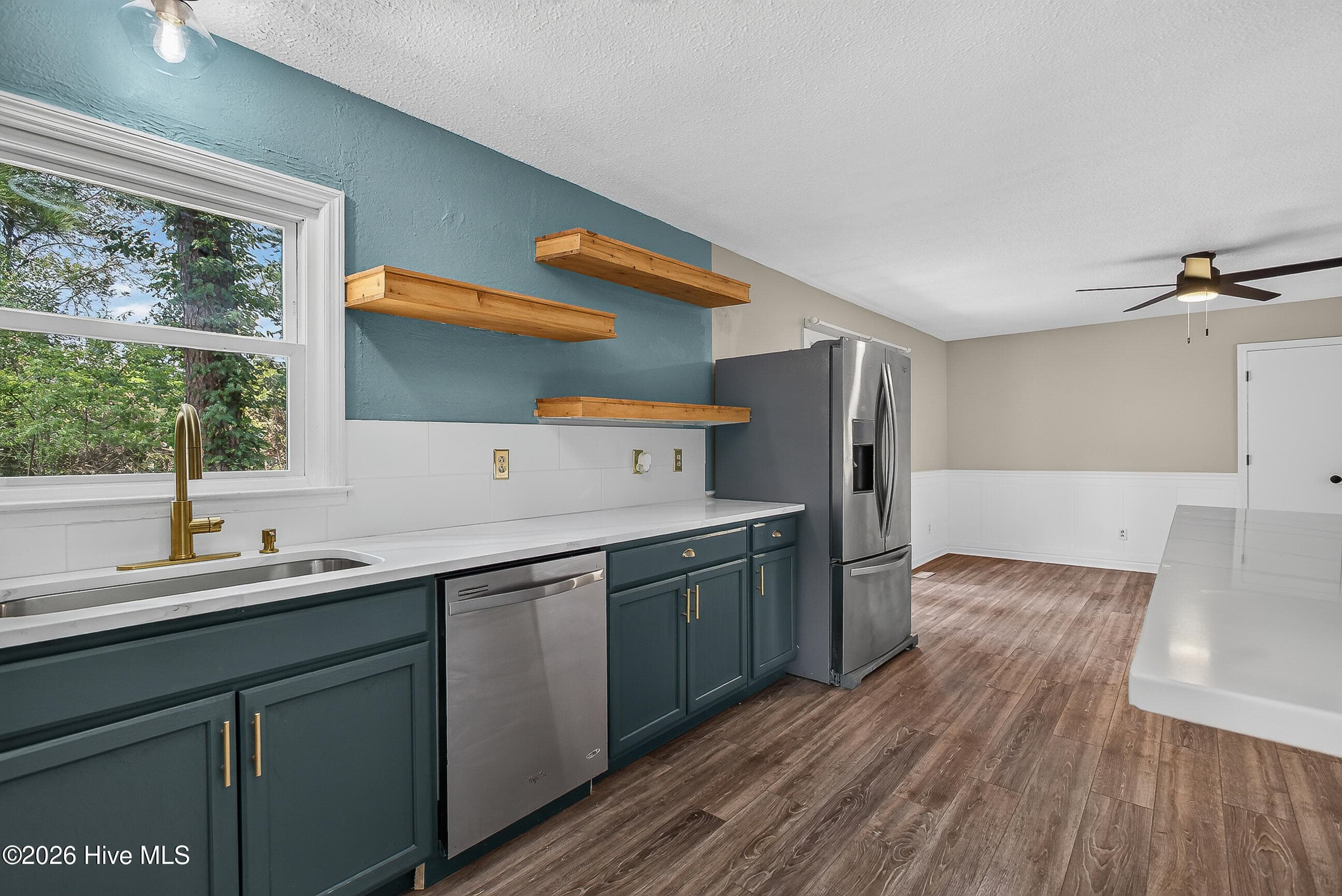 Single Family Residence at 125 Linda Loop, Jacksonville, NC 28546, photo 11 of 34