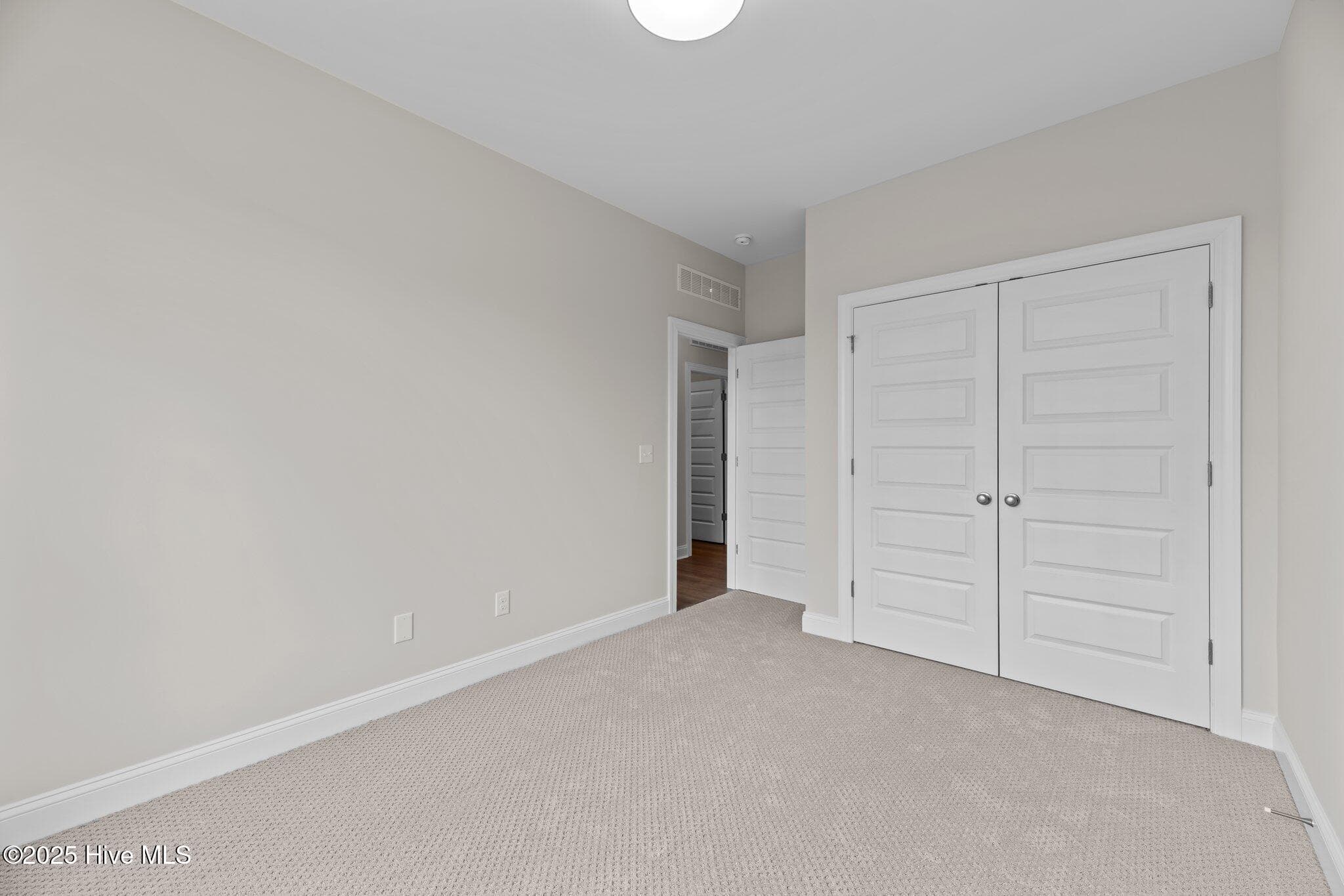 Single Family Residence at 1015 Brighton Drive, New Bern, NC 28562, photo 37 of 47