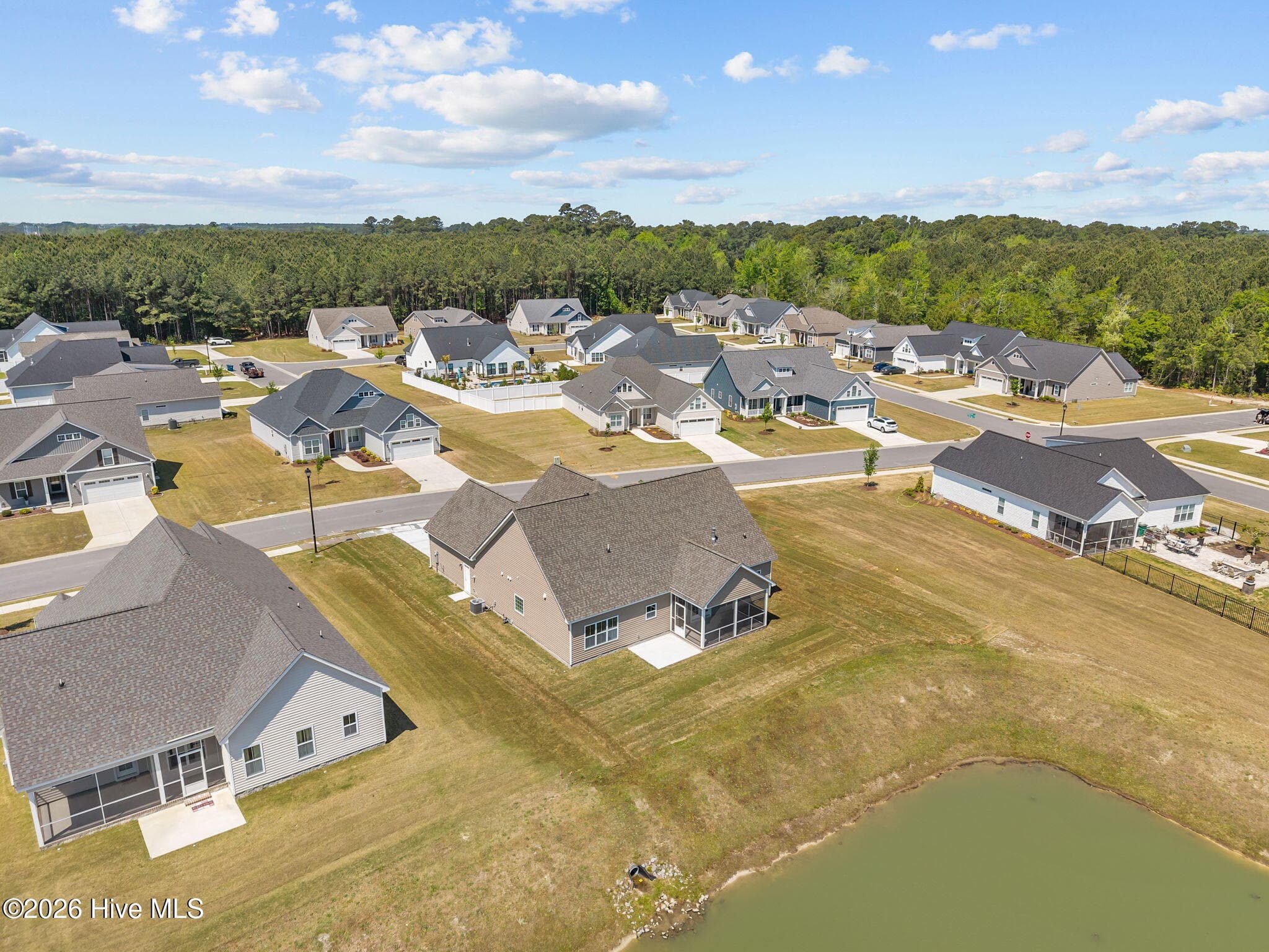 Single Family Residence at 3209 Honeysuckle Drive, Winterville, NC 28590, photo 26 of 88