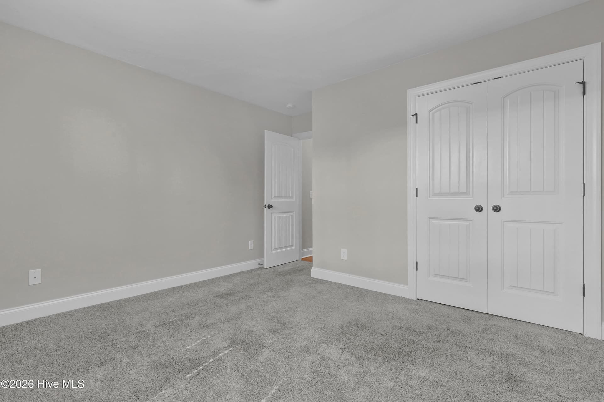 Single Family Residence at 506 W Red Head Circle, Sneads Ferry, NC 28460, photo 27 of 63