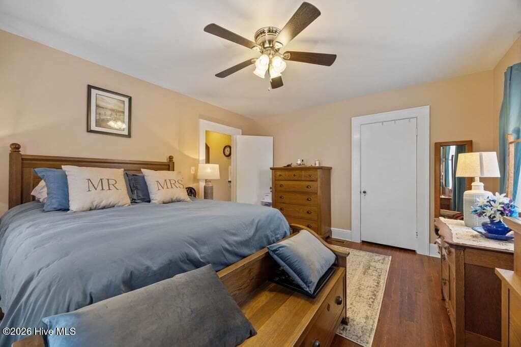 MASTER BEDROOM FIRST LEVEL - 1307 N Respess Street, Washington, NC 27889