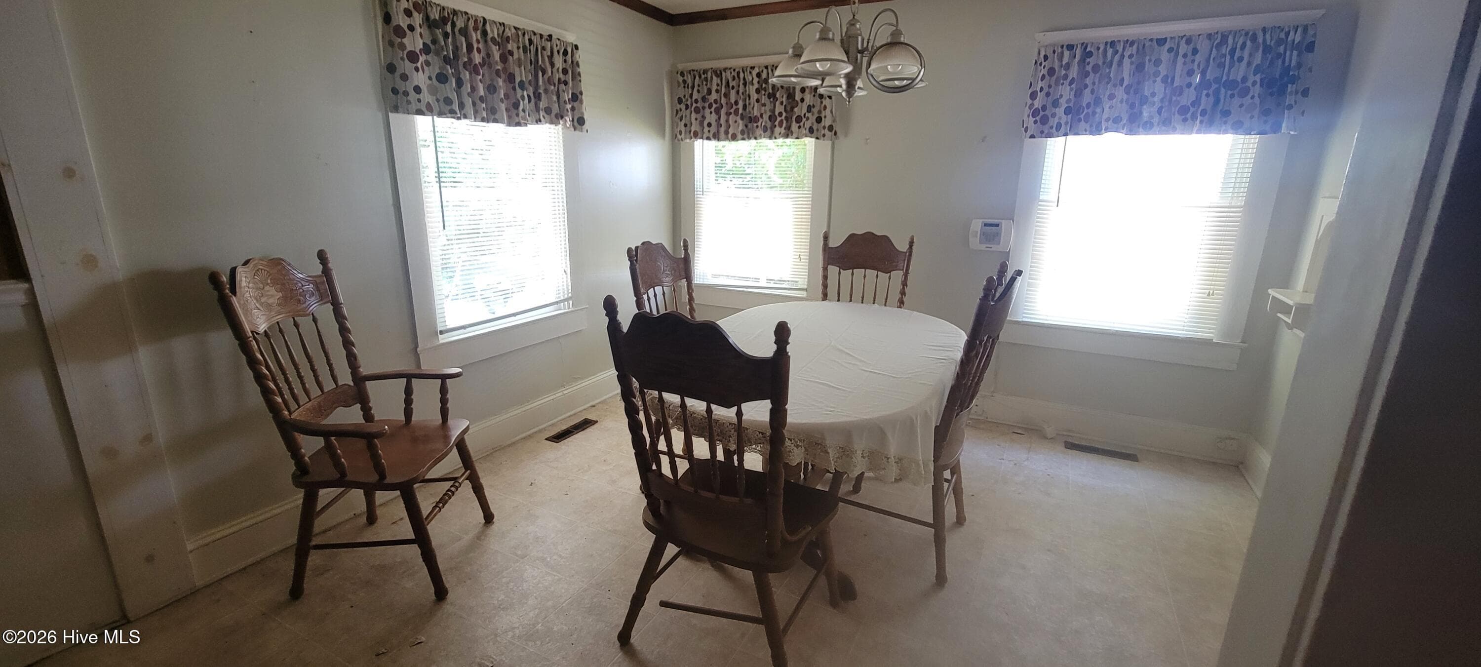 DINING ROOM FROM KITCHEN - 329 E 11th Street, Washington, NC 27889