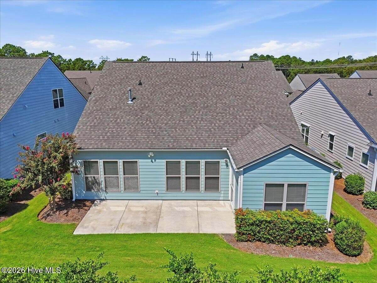 Single Family Residence at 550 Lyrebird Avenue, Wilmington, NC 28412, photo 3 of 78