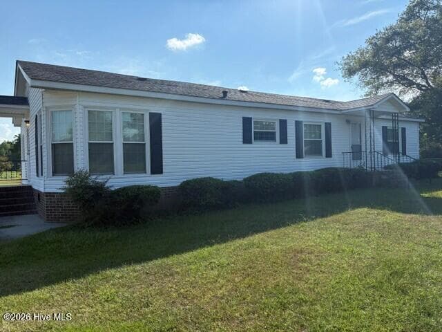 Manufactured Home at 6171 Old Raleigh Road, Sims, NC 27880, photo 2 of 36