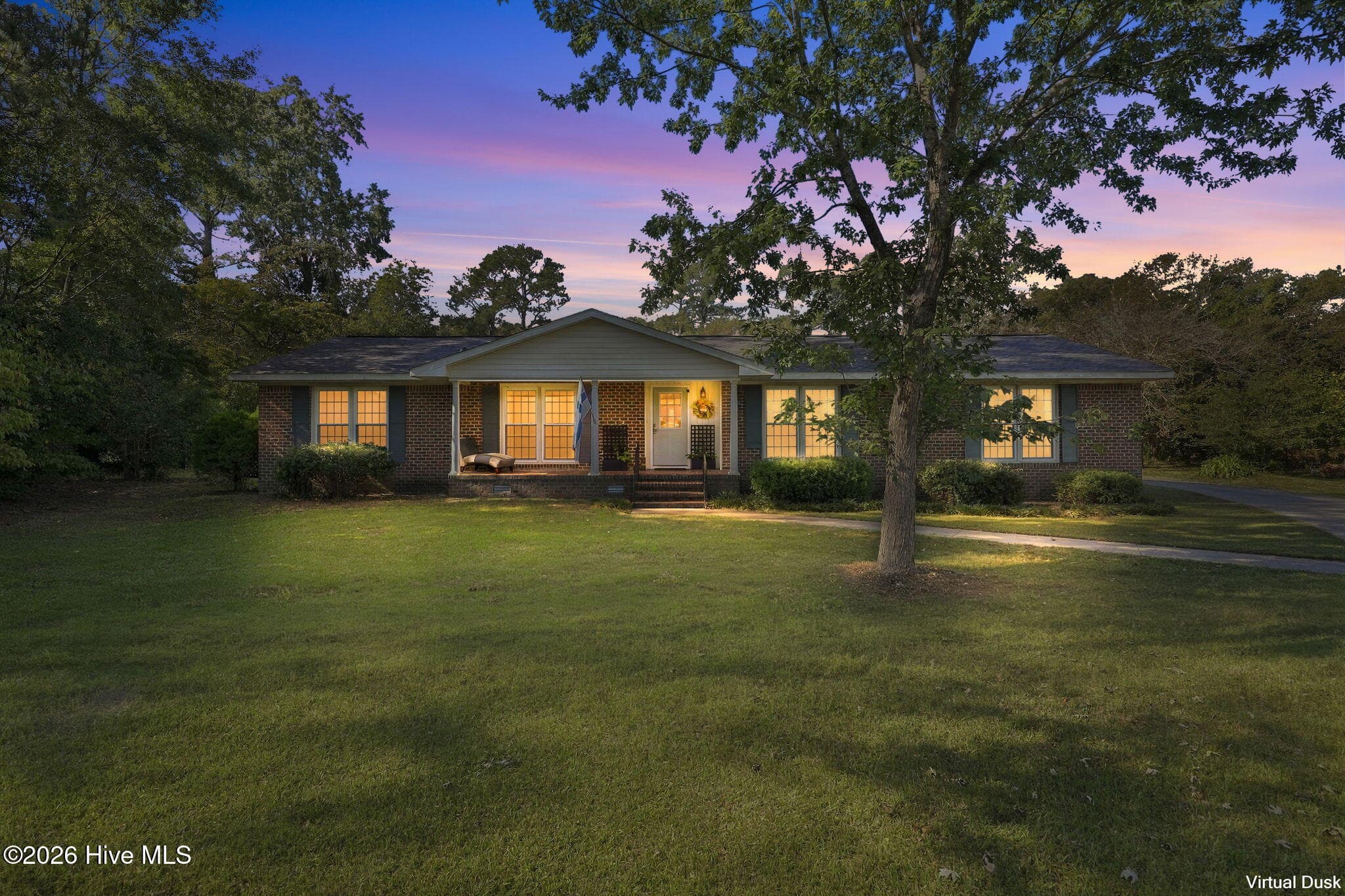 309 Willowbrook Court, New Bern, NC 28562