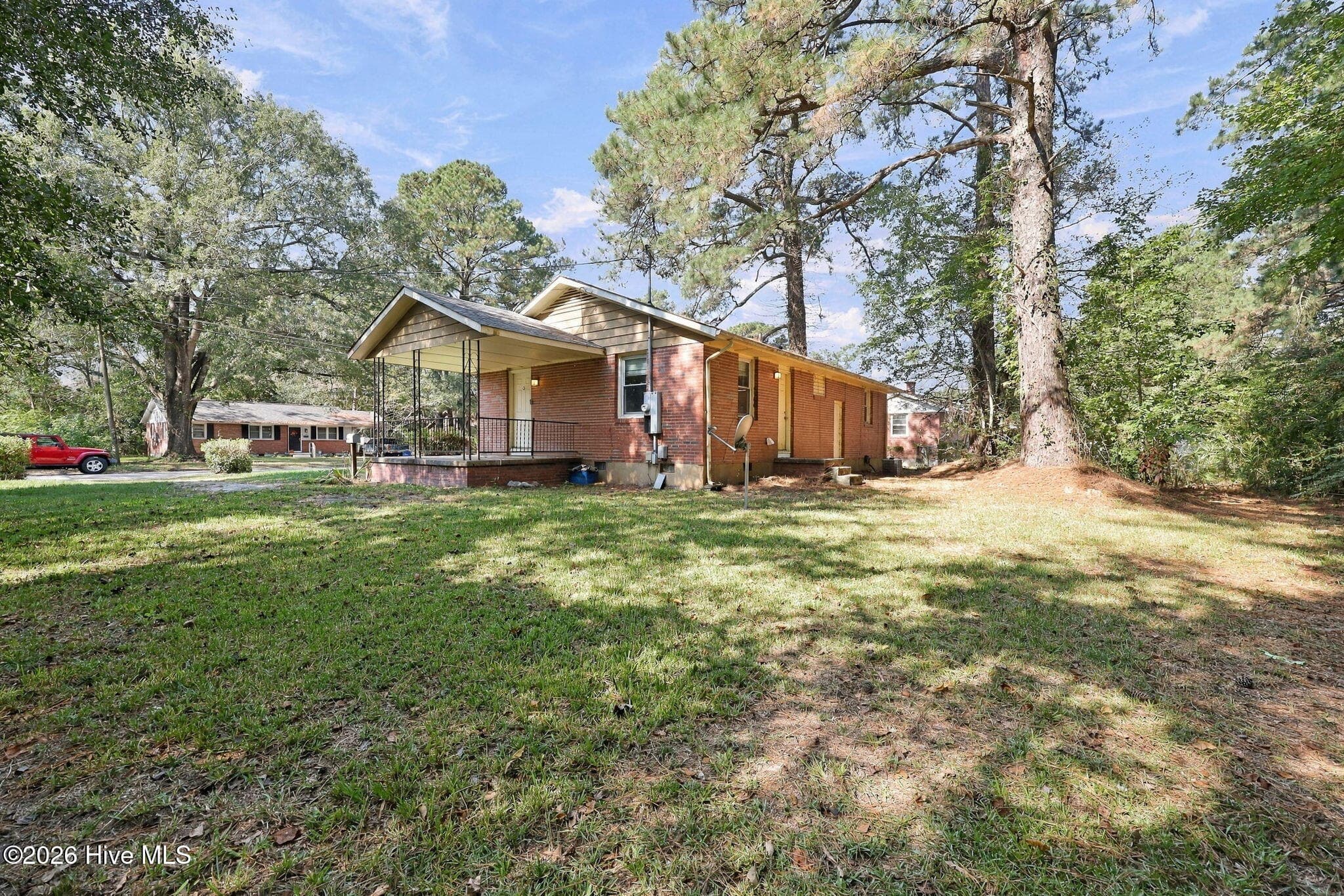 Single Family Residence at 125 Kitt Drive, Jacksonville, NC 28540, Jacksonville, photo 5 of 39