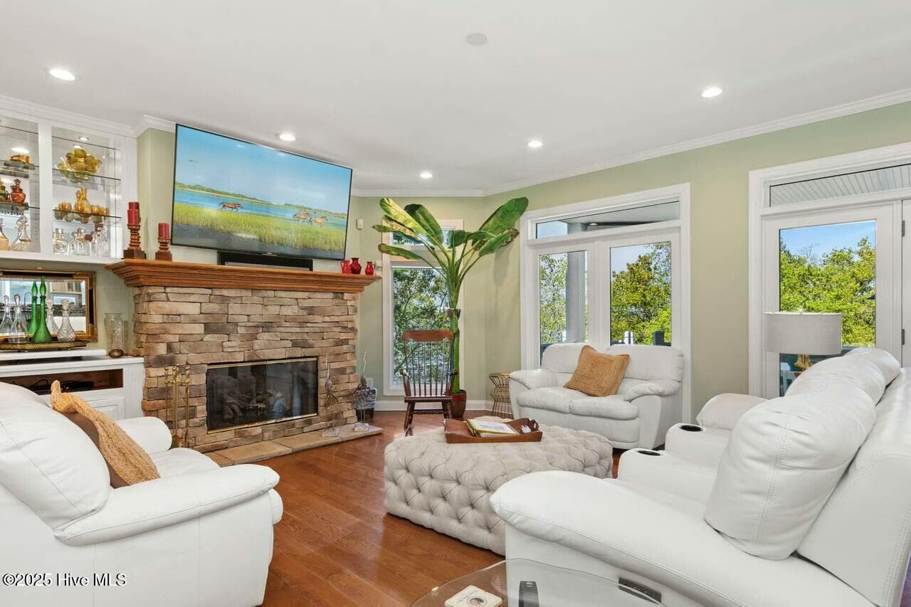 Living Room - 7012 Sound Drive, Emerald Isle, NC 28594