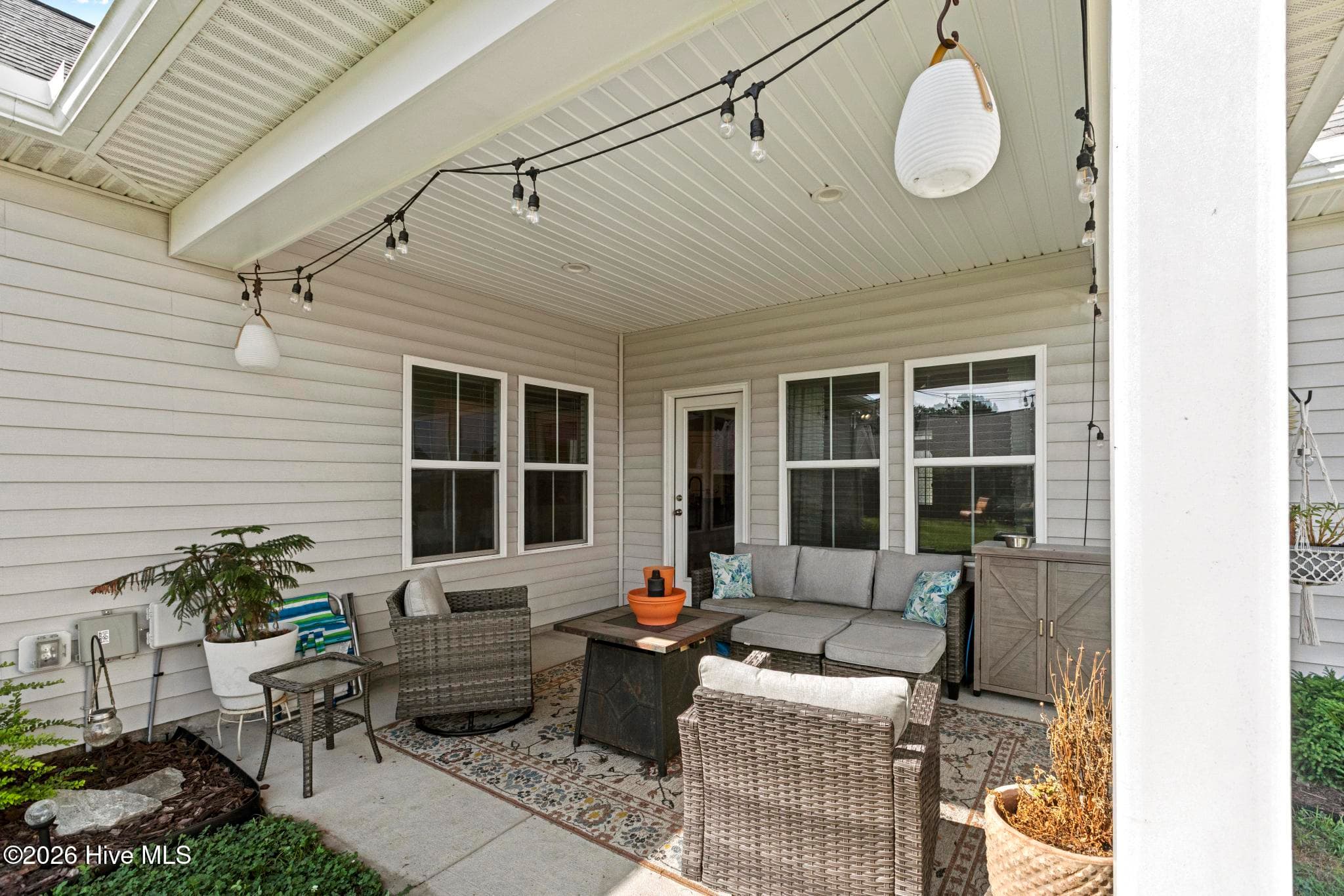 Single Family Residence at 37 W Weatherbee Way, Hampstead, NC 28443, photo 25 of 26