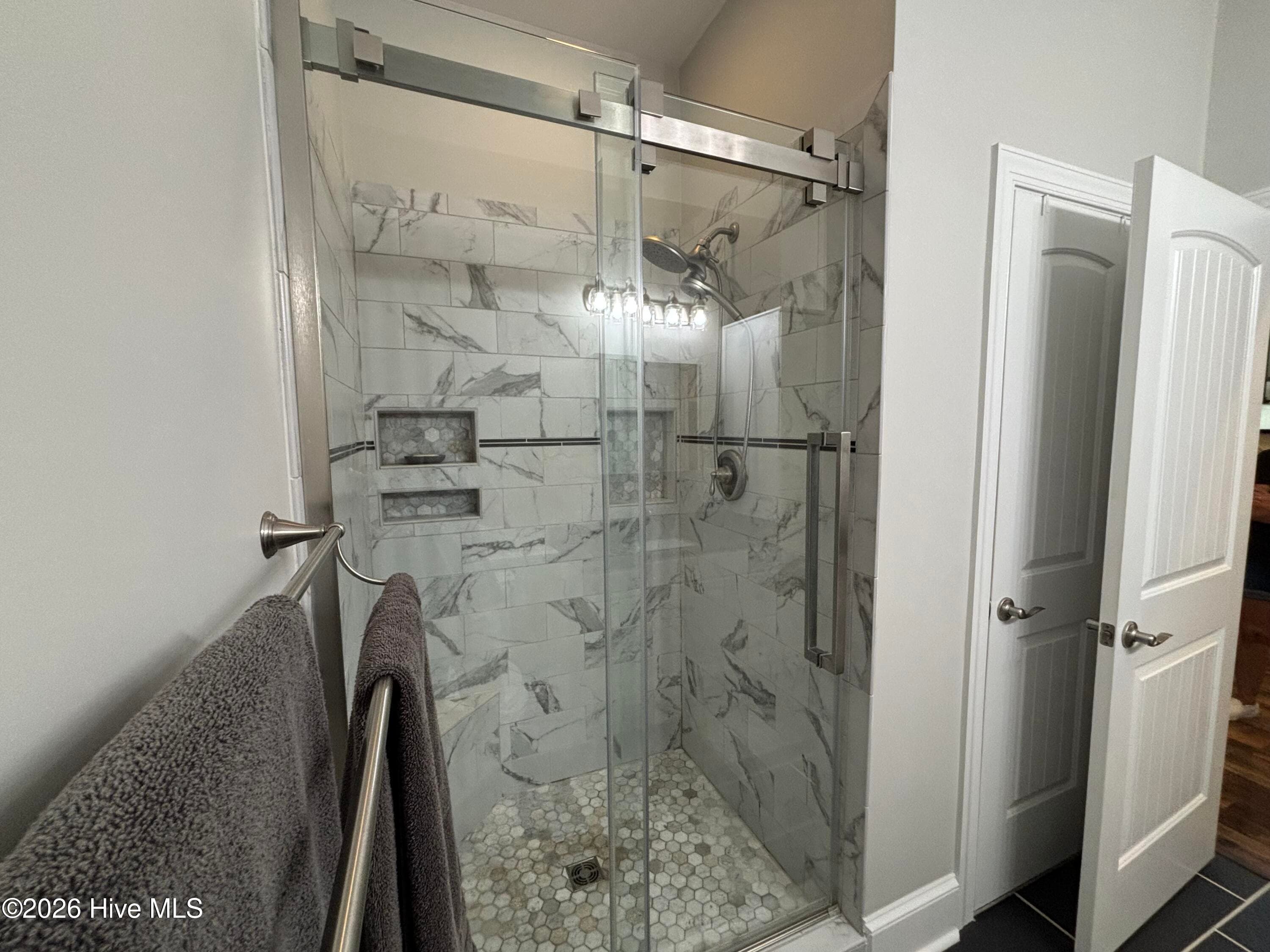Custom shower with glass doors - 593 La Wane Lane, Trenton, NC 28585