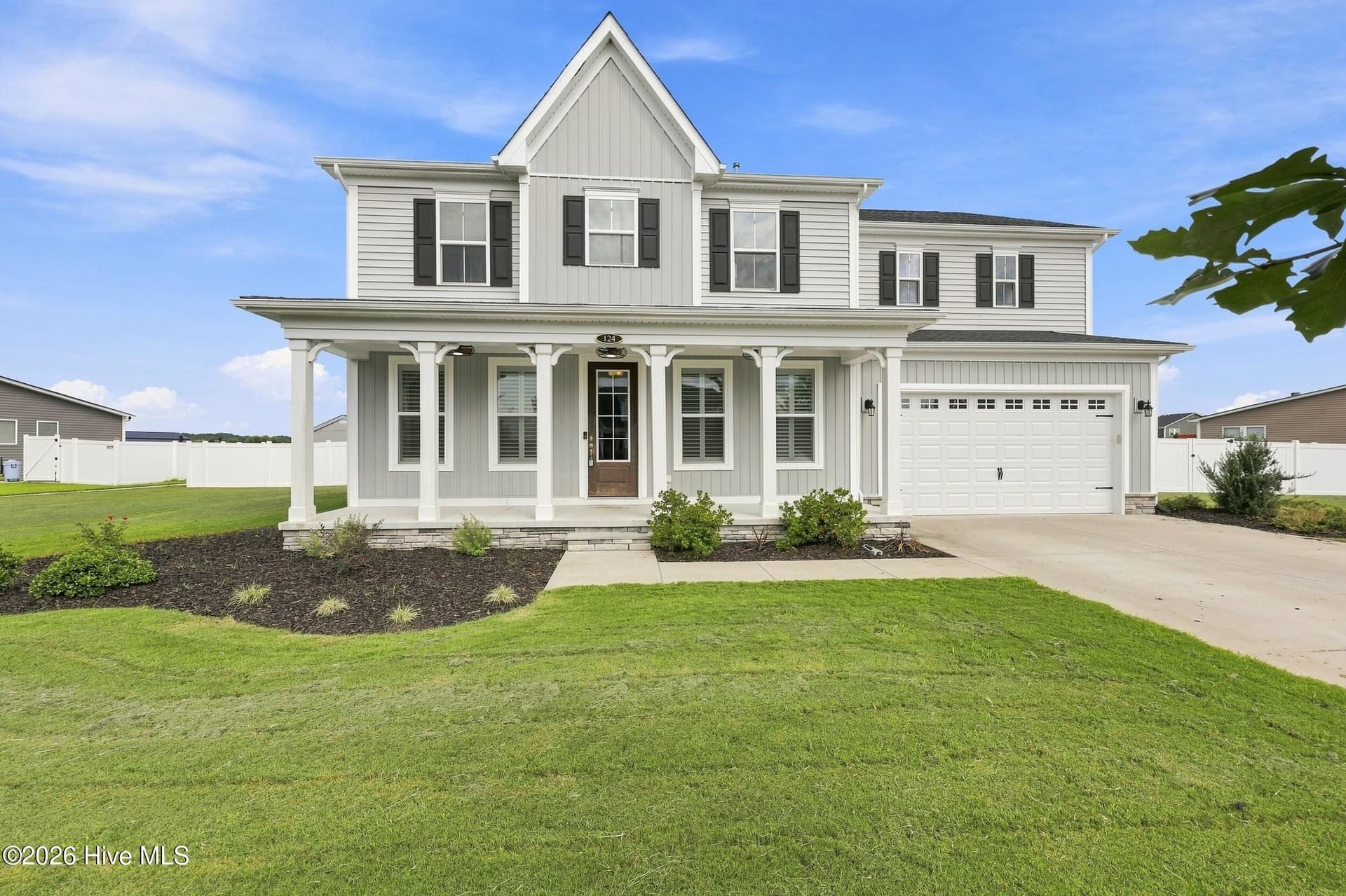 Single Family Residence at 124 Gables Place, Moyock, NC 27958, photo 2 of 60