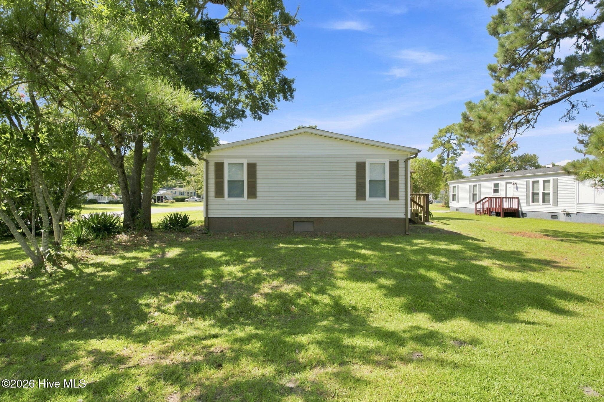 Manufactured Home at 900 Lighthouse Court, Hampstead, NC 28443, photo 40 of 44