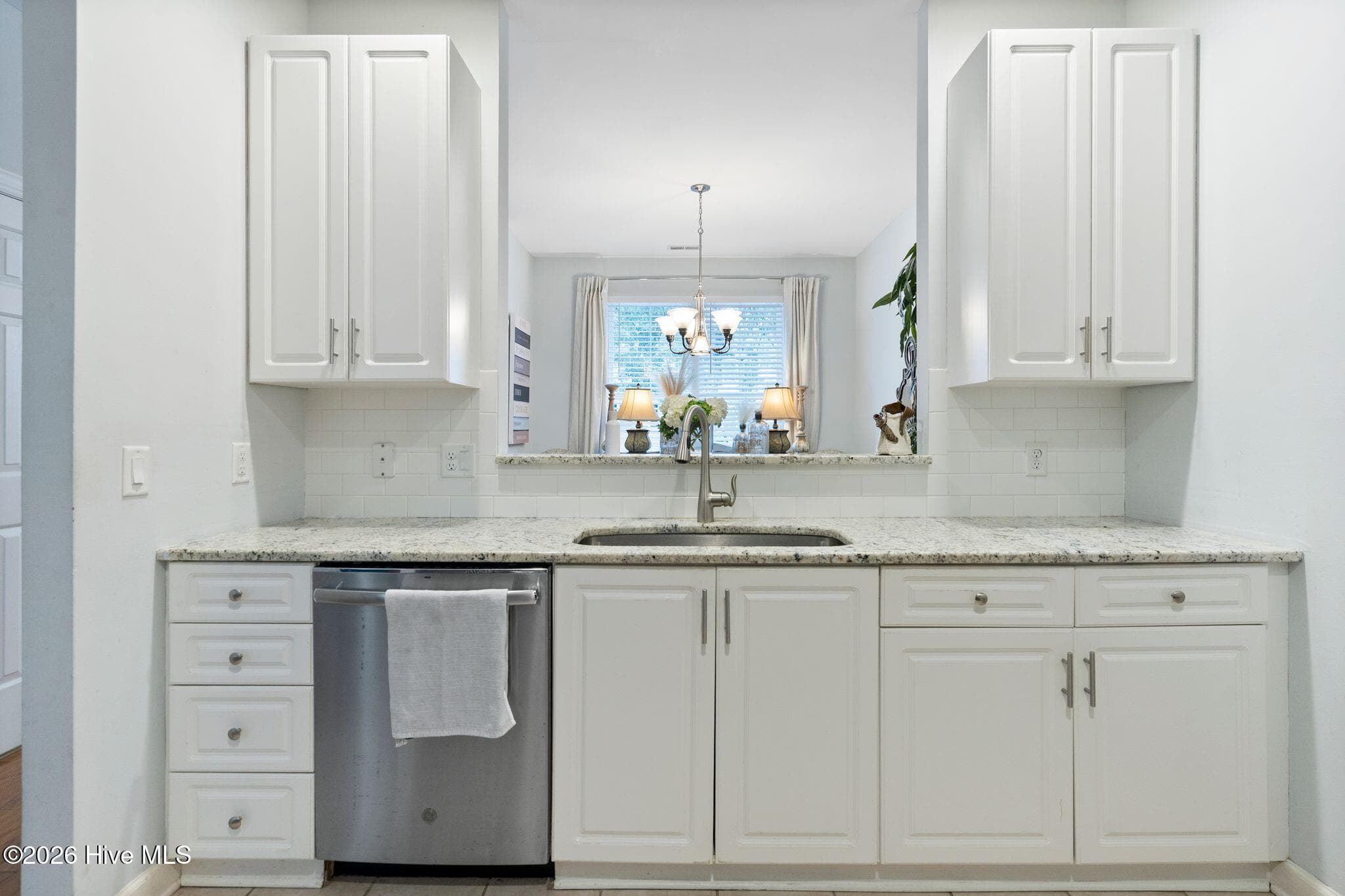 Townhouse at 5813 Wrightsville Avenue Apt 147, Wilmington, NC 28403, photo 17 of 49