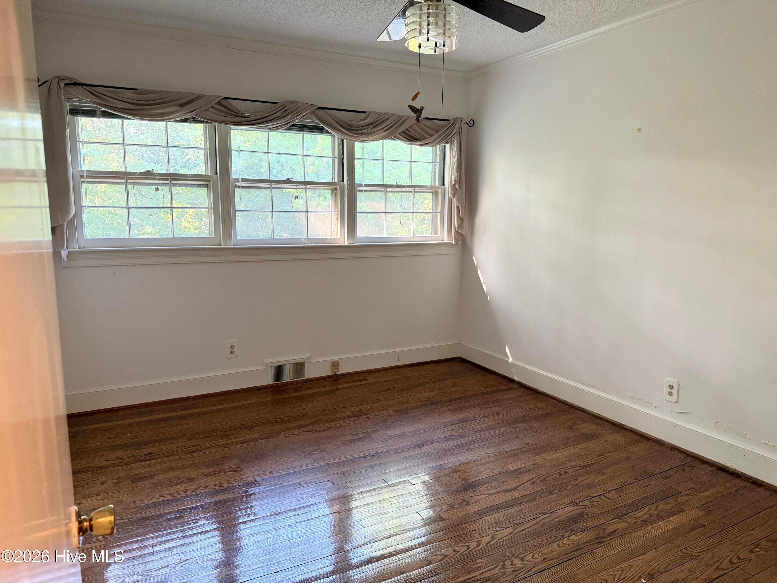 Single Family Residence at 1202 Ruffin Terrace, Kinston, NC 28504, photo 17 of 30