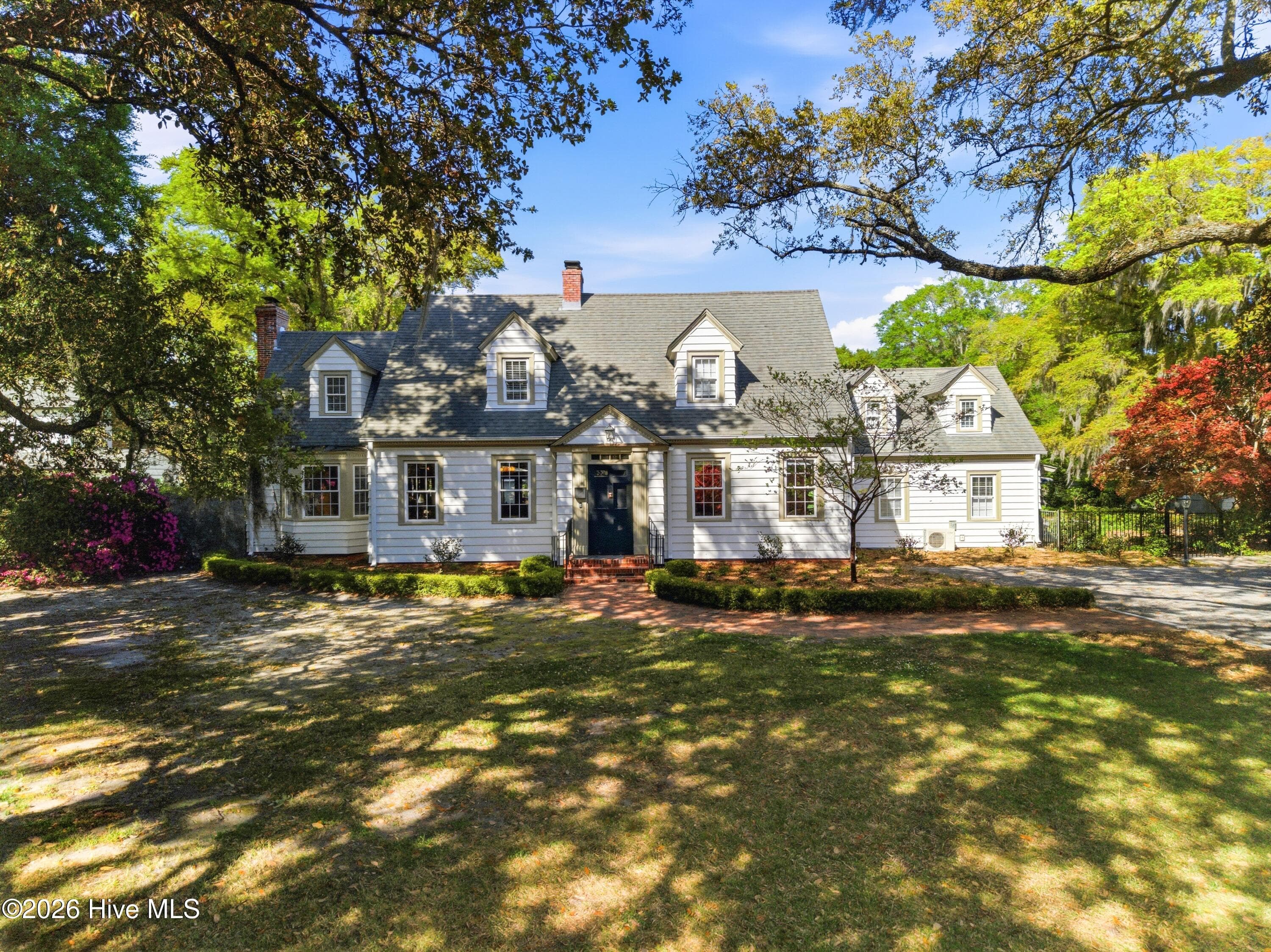 Single Family Residence at 2901 Oleander Drive, Wilmington, NC 28403, Wilmington, photo 6 of 85