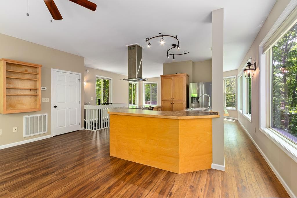 Single Family Residence at 285 Peachtree Mtn Est Road, Murphy, NC 28906, photo 30 of 82
