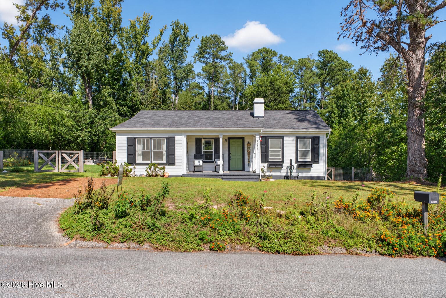 Single Family Residence at 3201 Clarence Drive, Augusta, GA 30909, photo 4 of 42